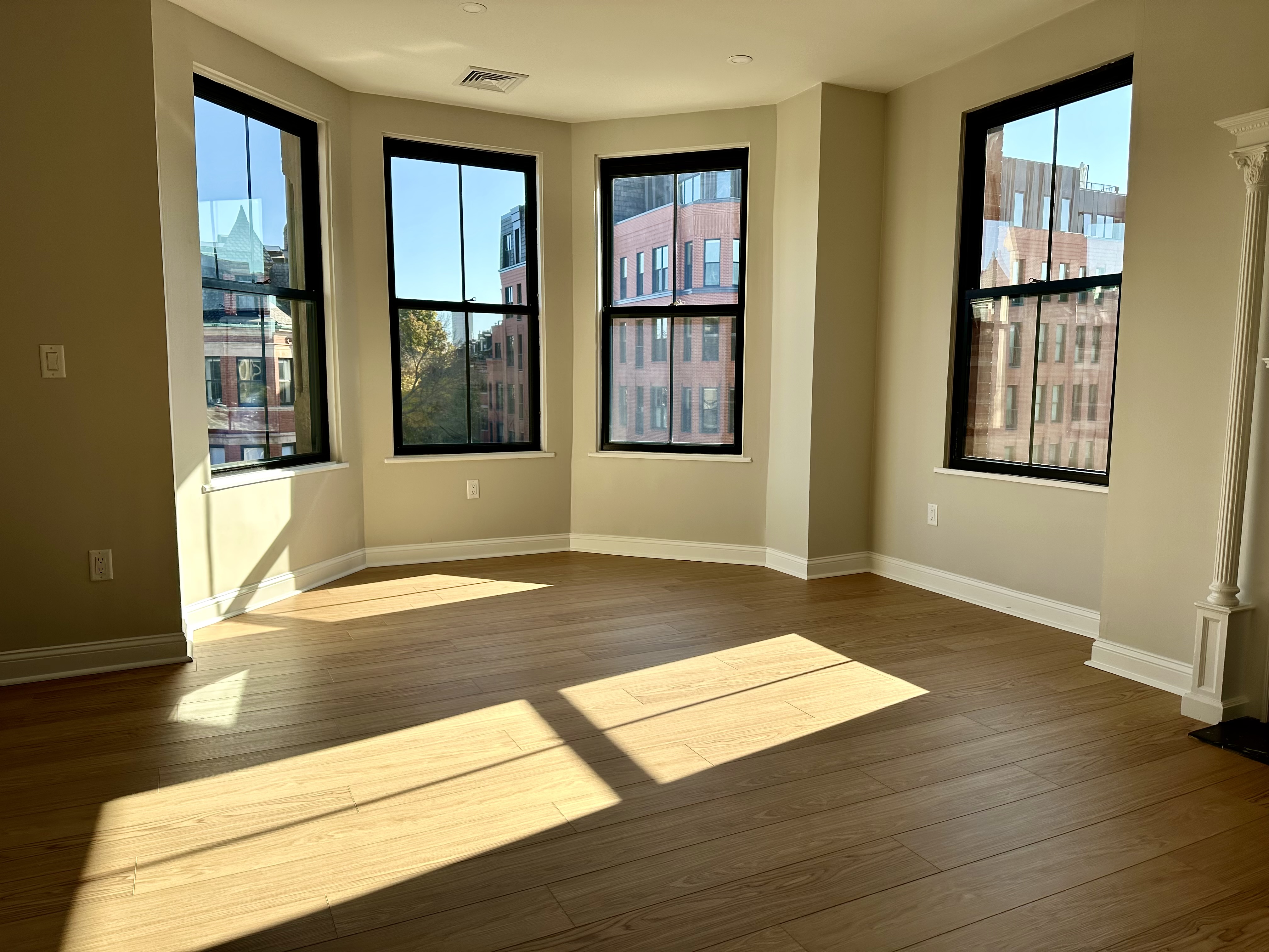 557 Columbus Ave, South End