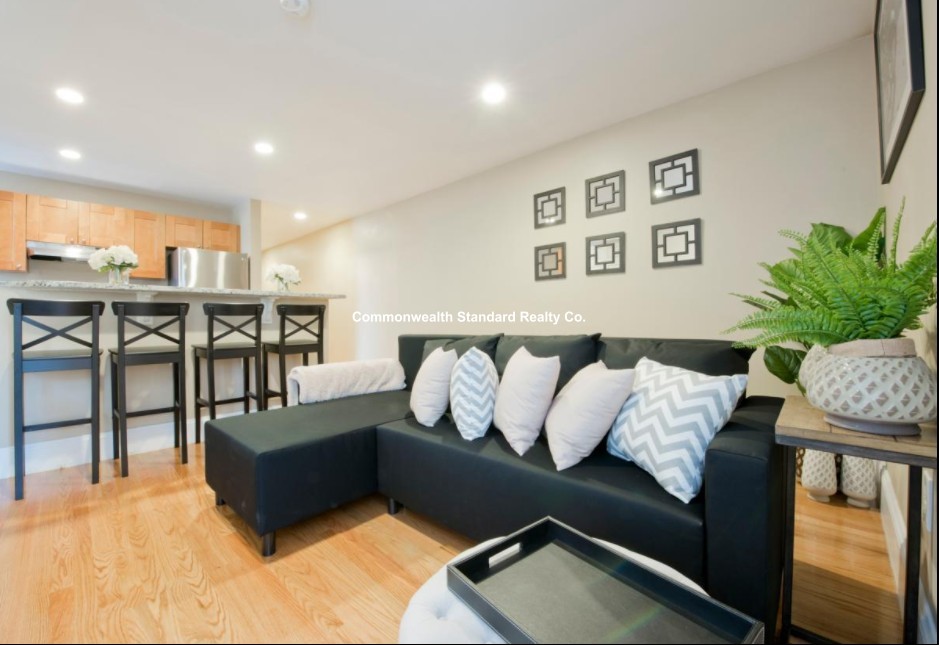 60 Egmont St, Coolidge Corner