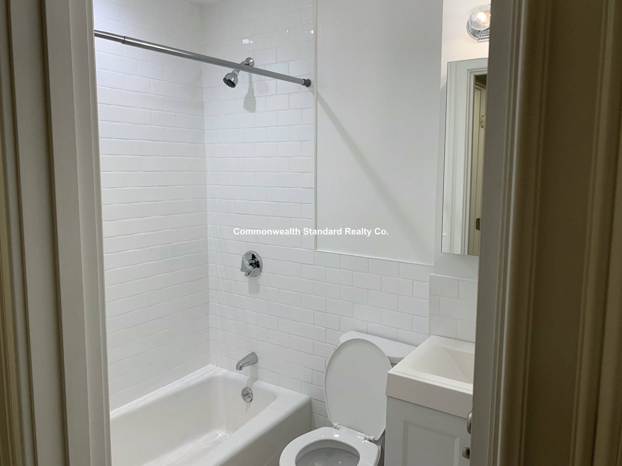 17 Keswick St, Fenway