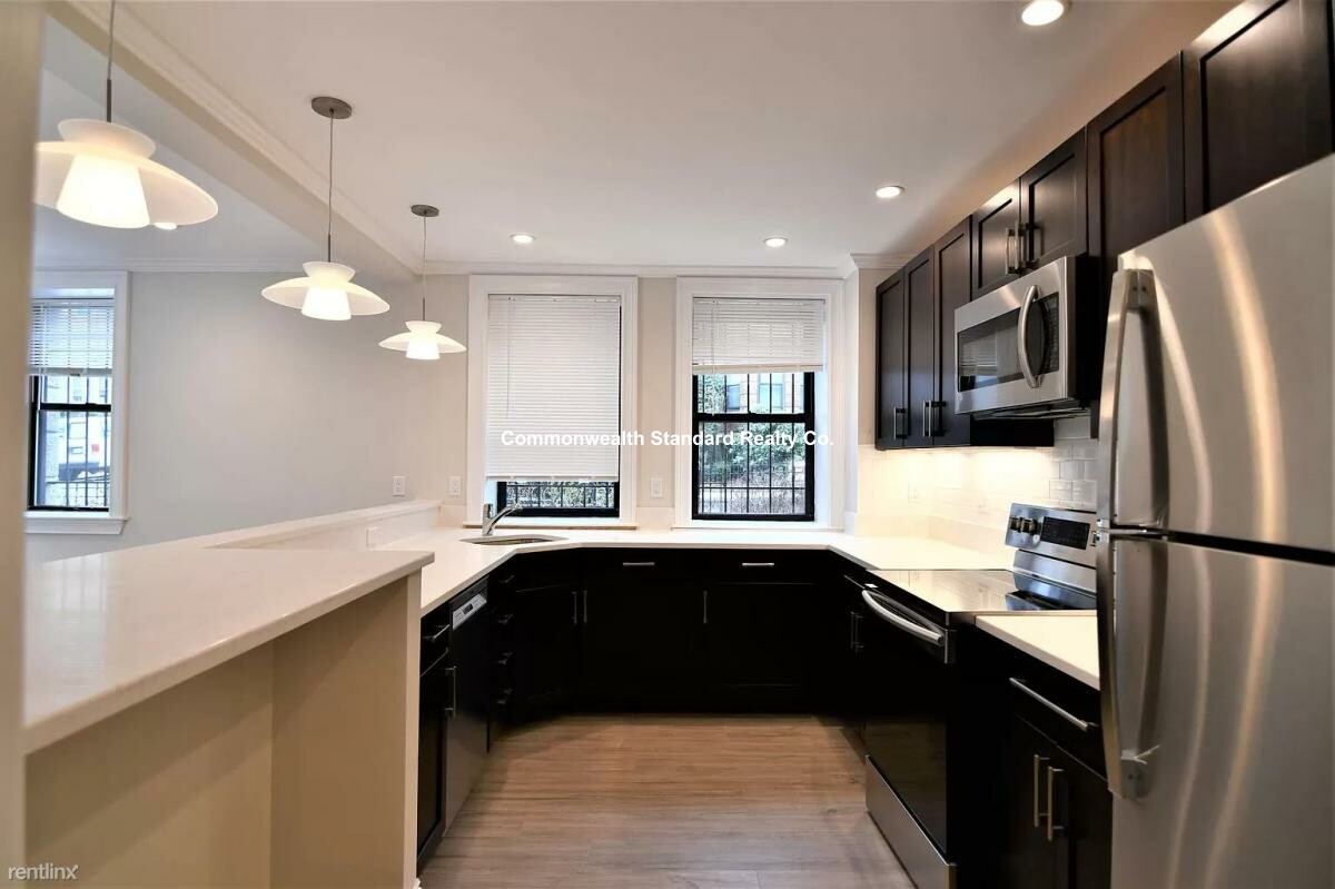 31 Glenville Ave, Allston