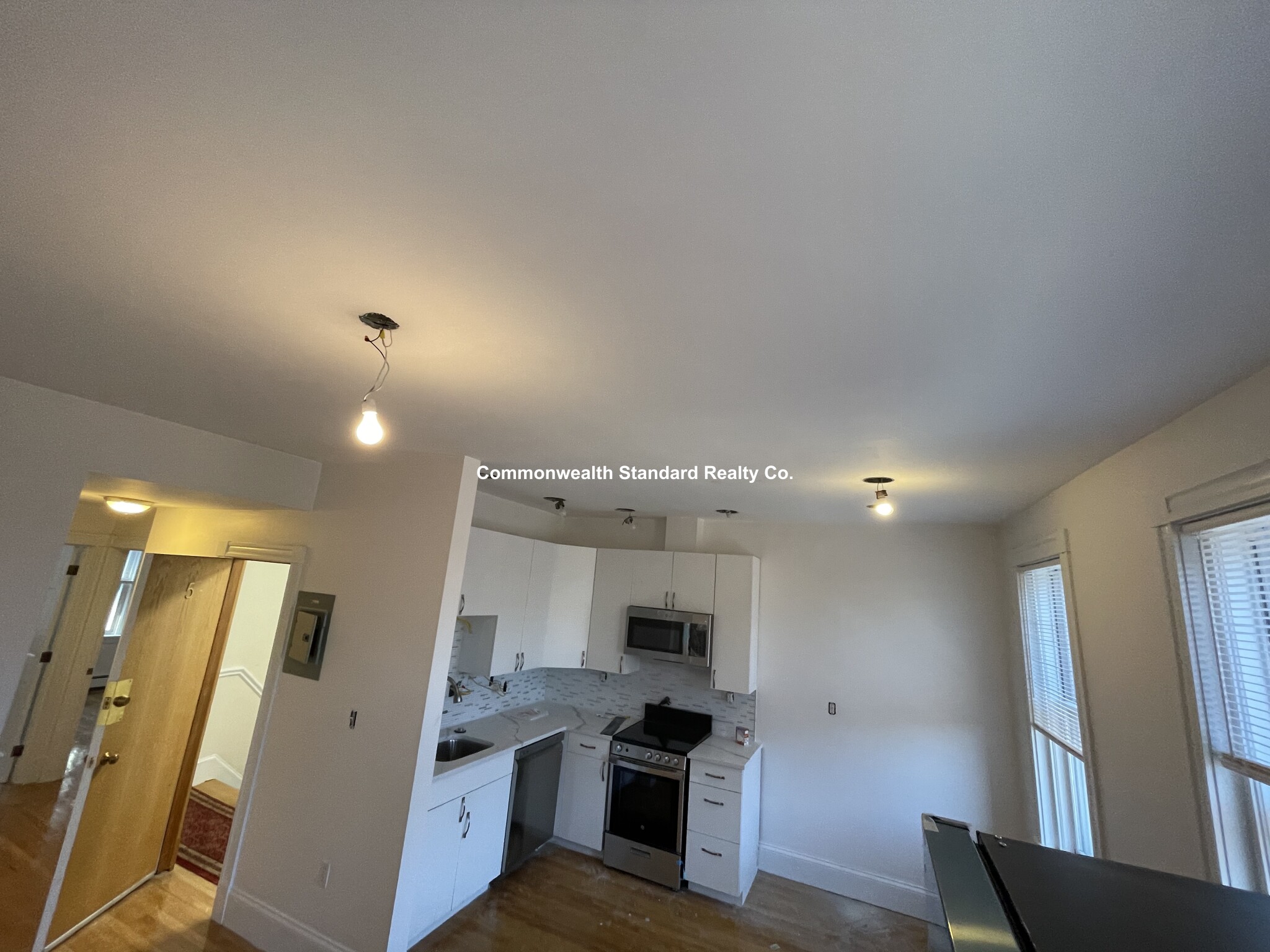 90 W Cedar, Beacon Hill