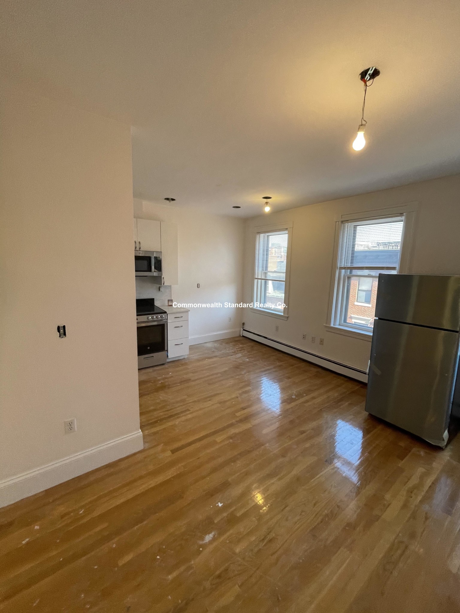 90 W Cedar, Beacon Hill