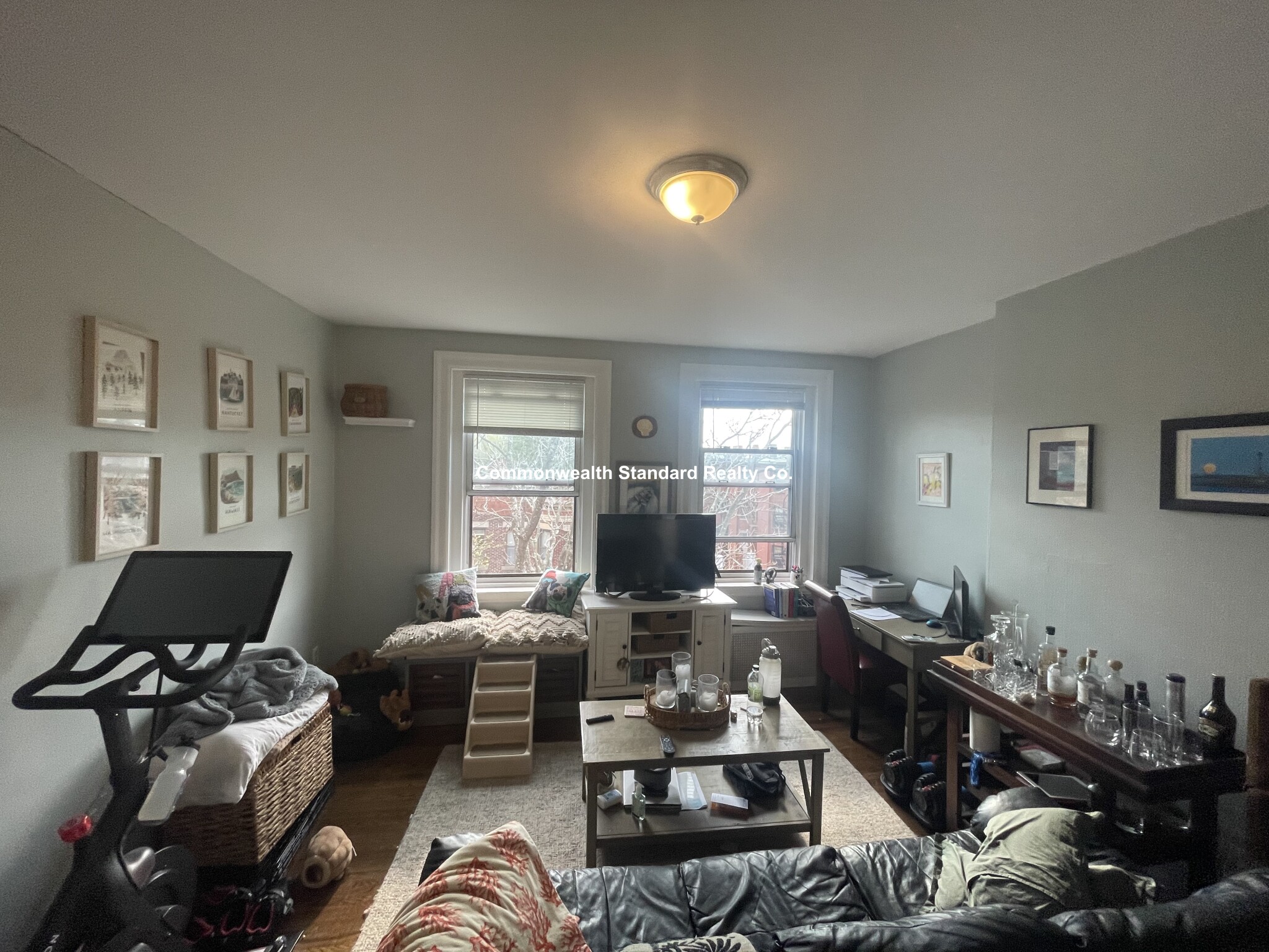 45 Carlton St, Longwood