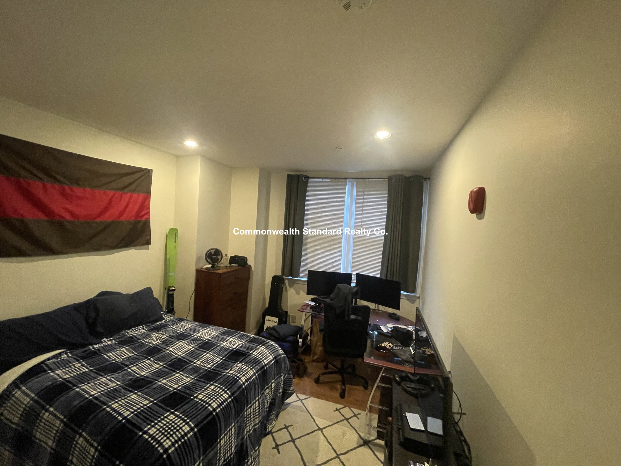 550 3rd St, South Boston