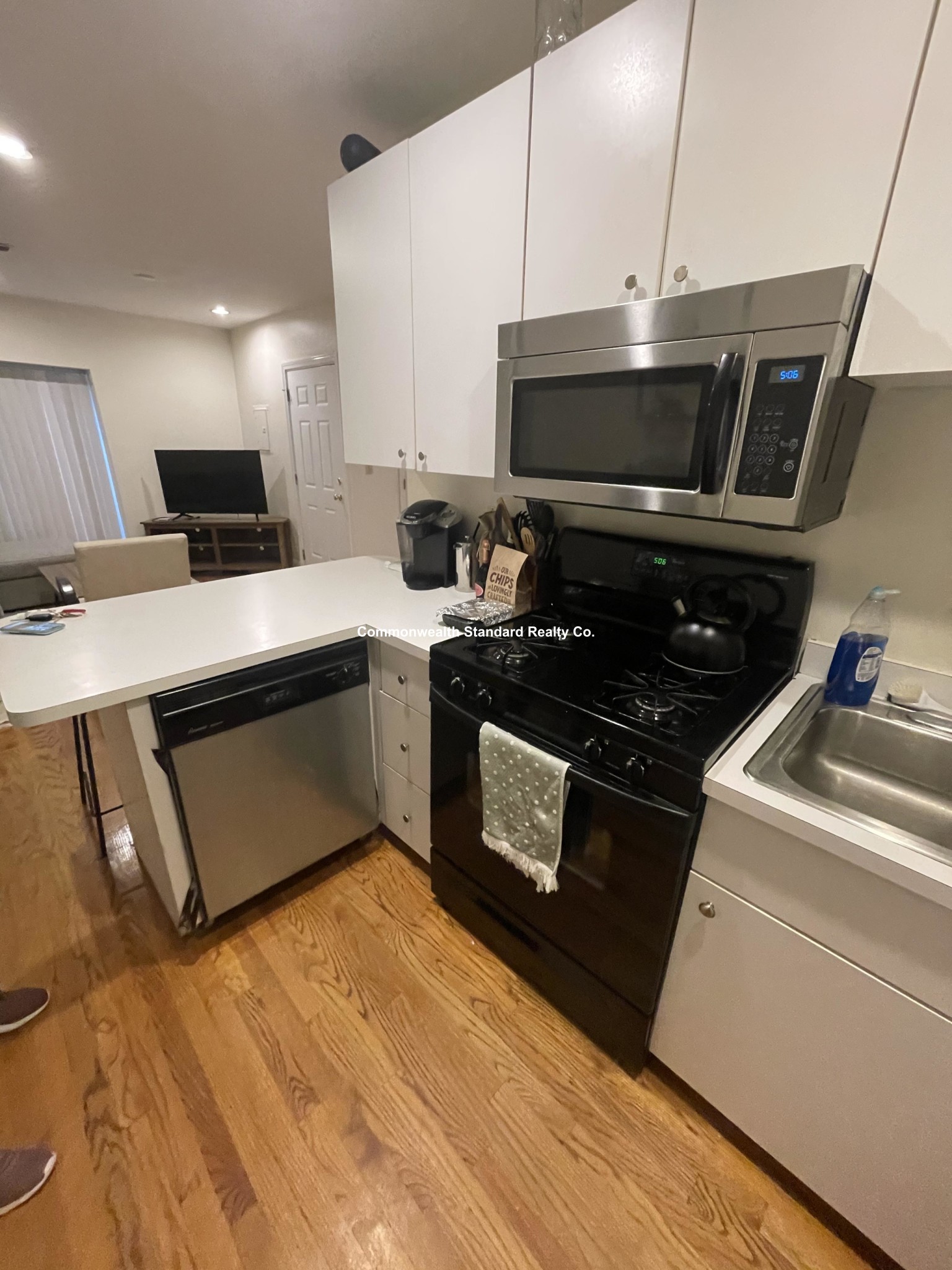 550 3rd St, South Boston