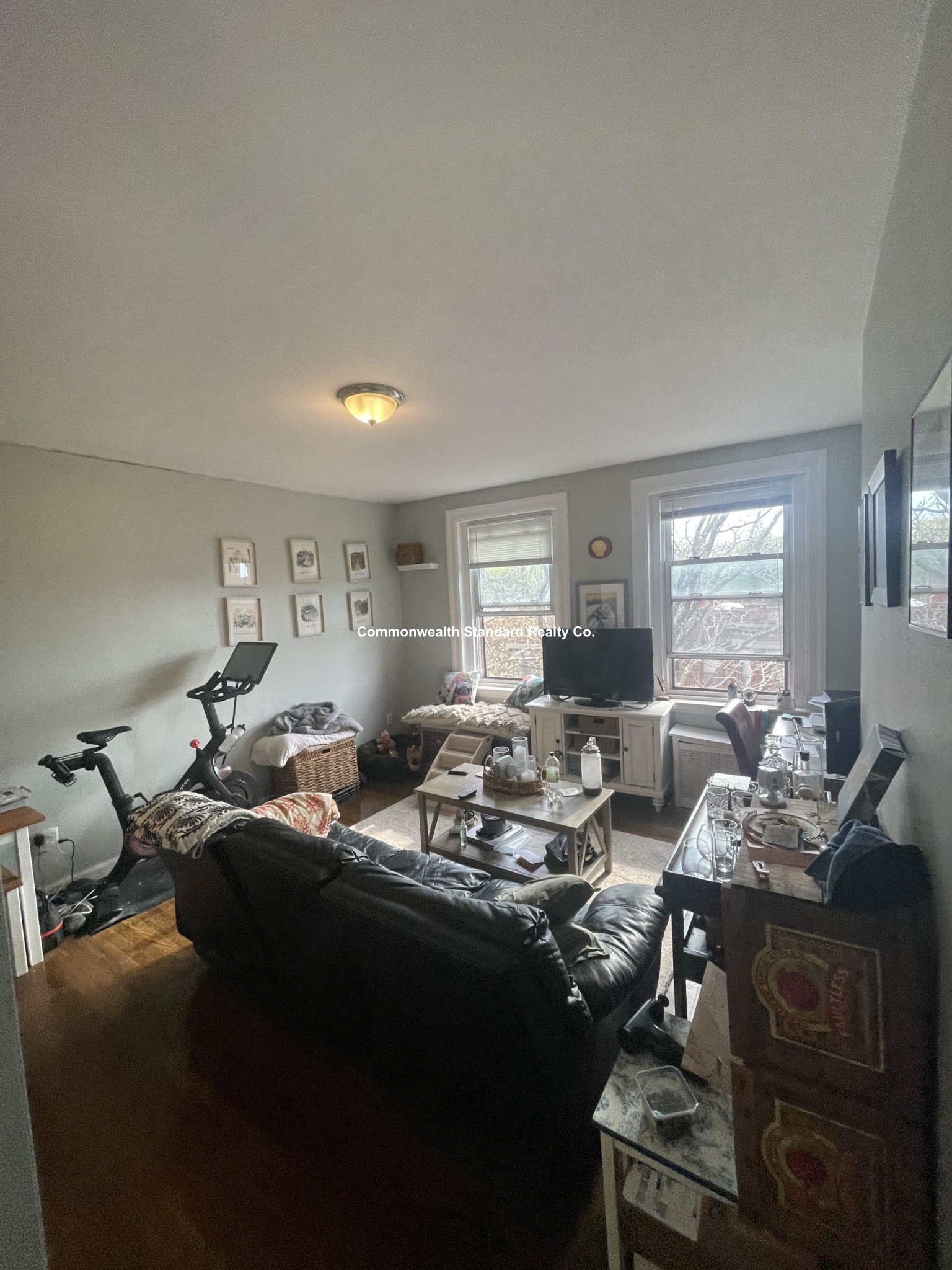 45 Carlton St, Longwood