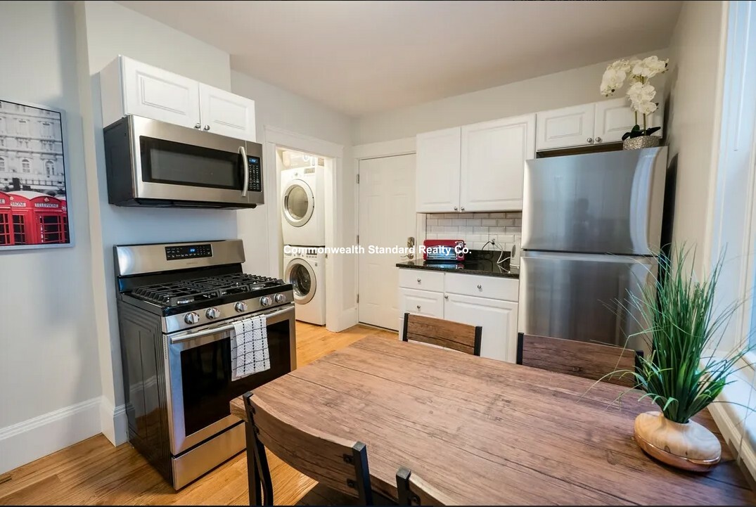 88 Hampshire St, East Cambridge