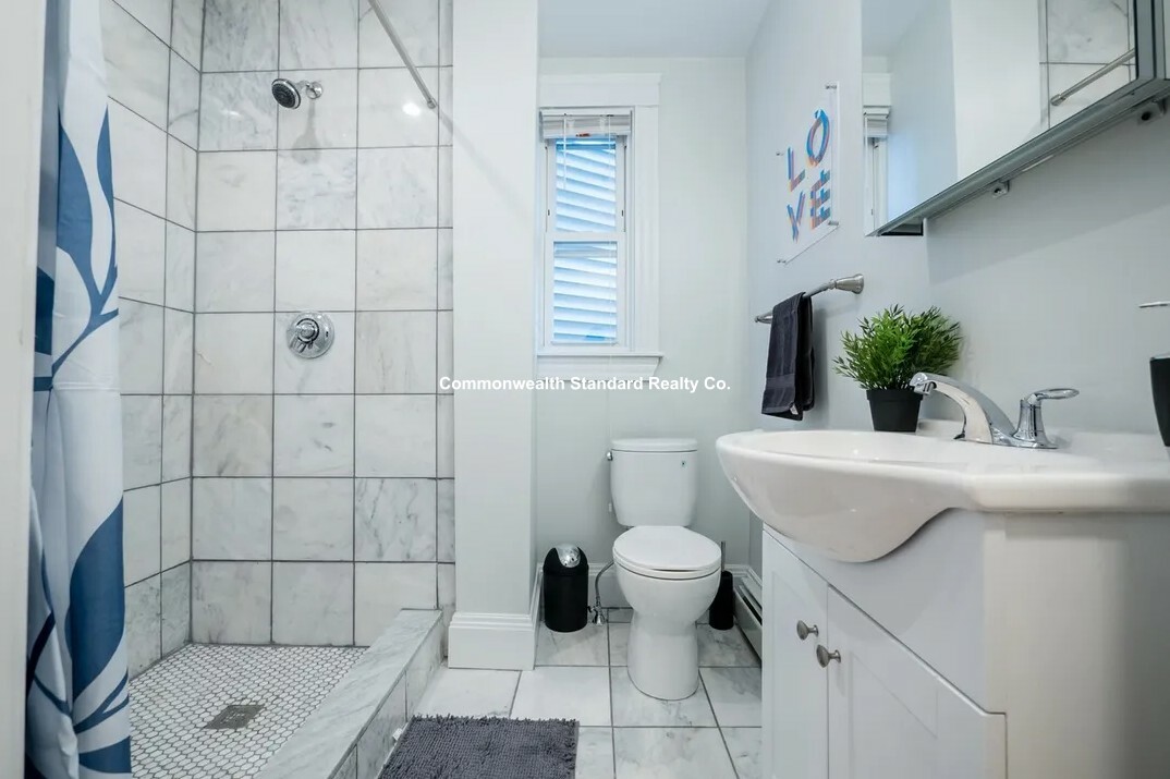 88 Hampshire St, East Cambridge