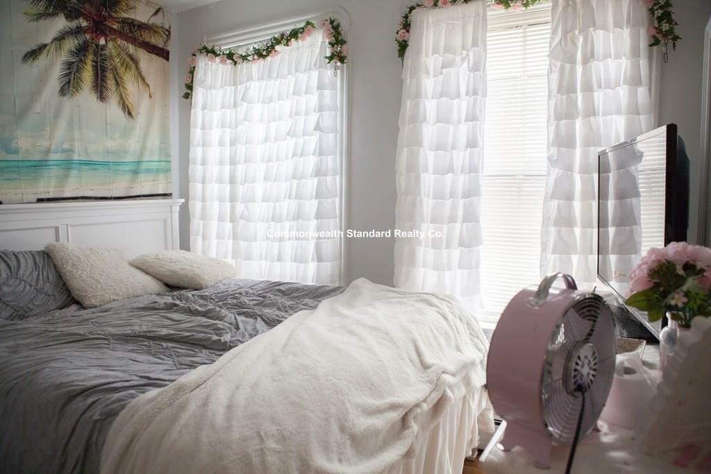 17 Irving St, Beacon Hill