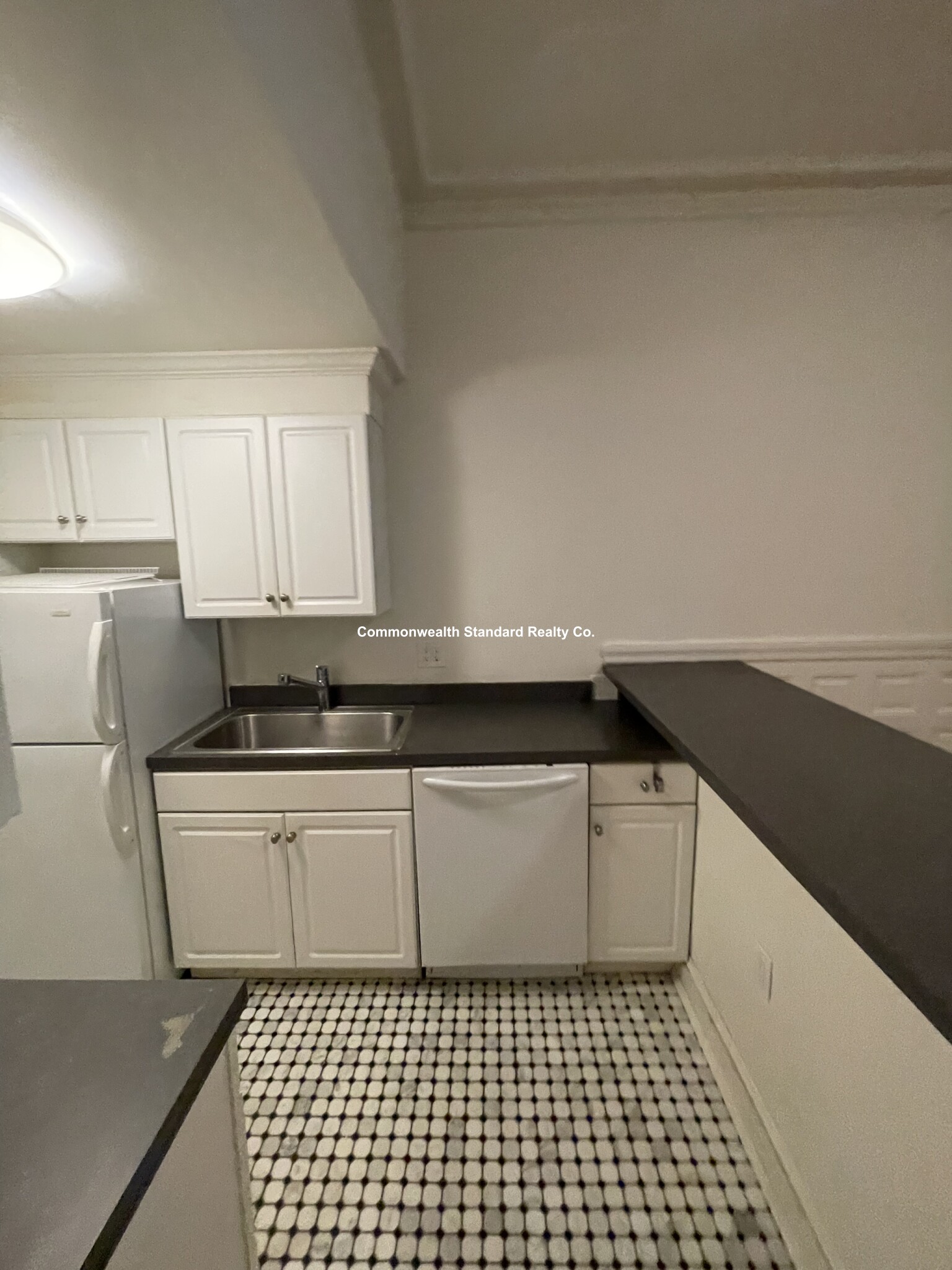 174 Bay State Rd, Fenway