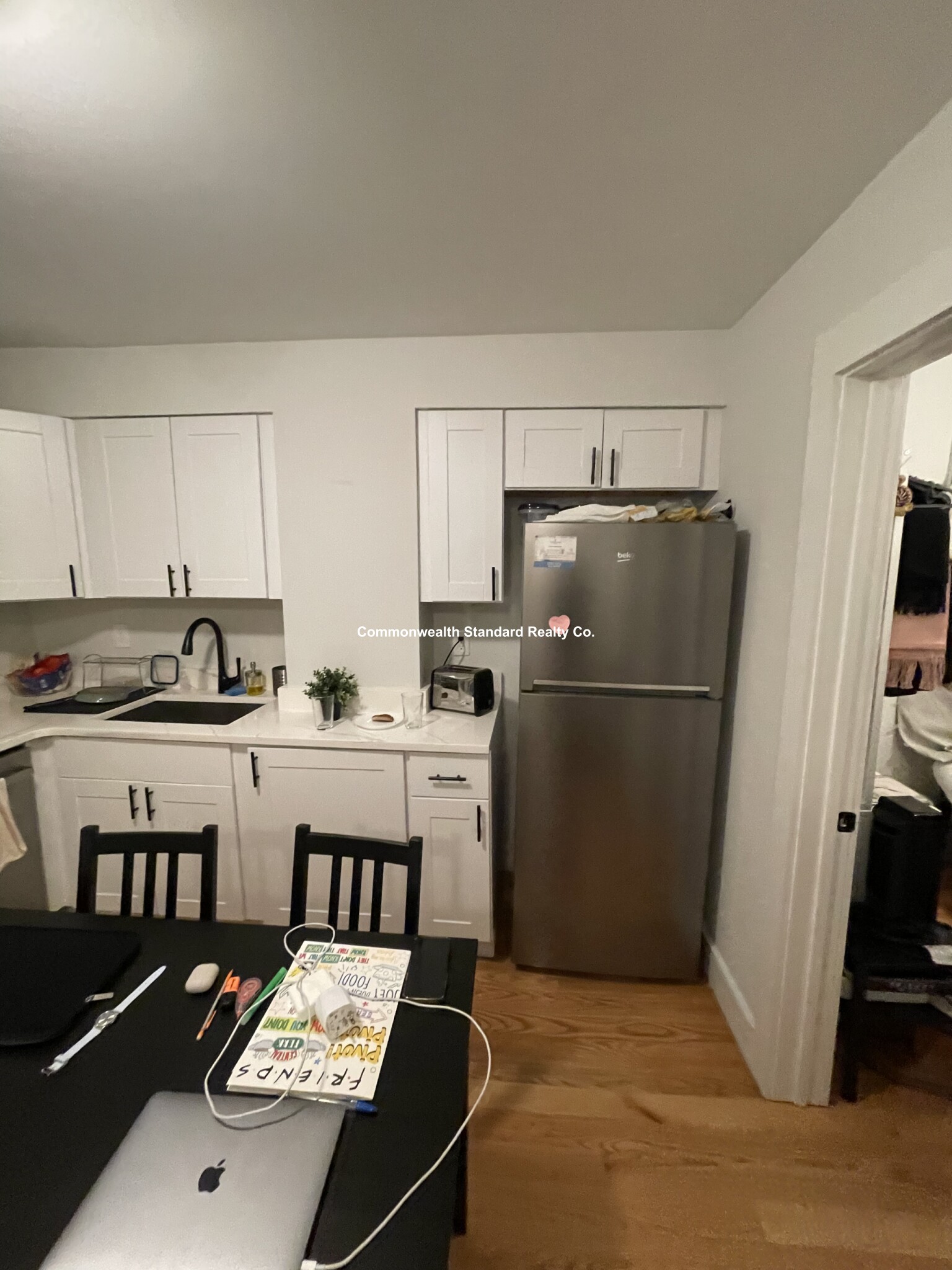 13 Margaret St, North End