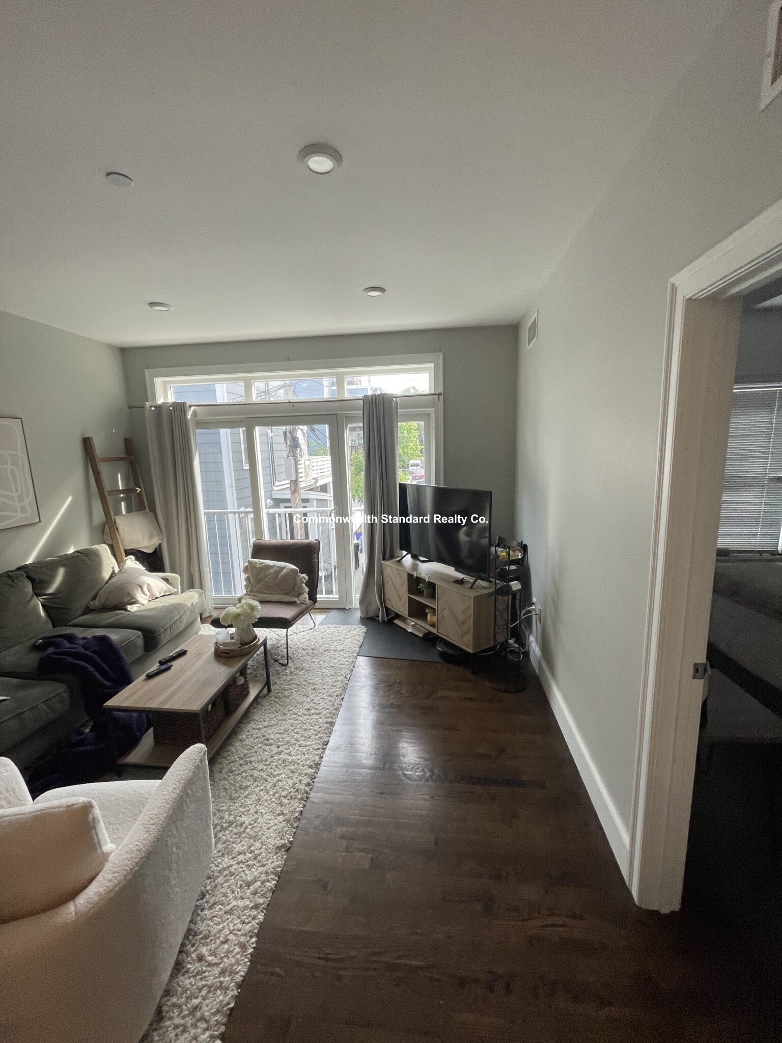 154 Gold St, South Boston