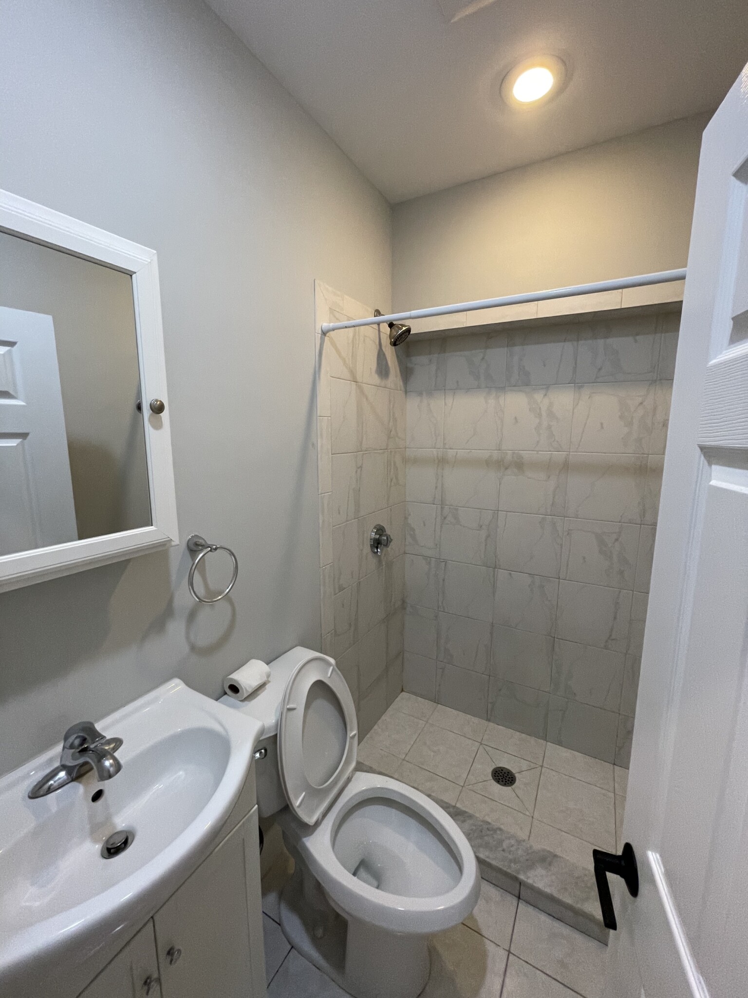 204 Endicott St, North End