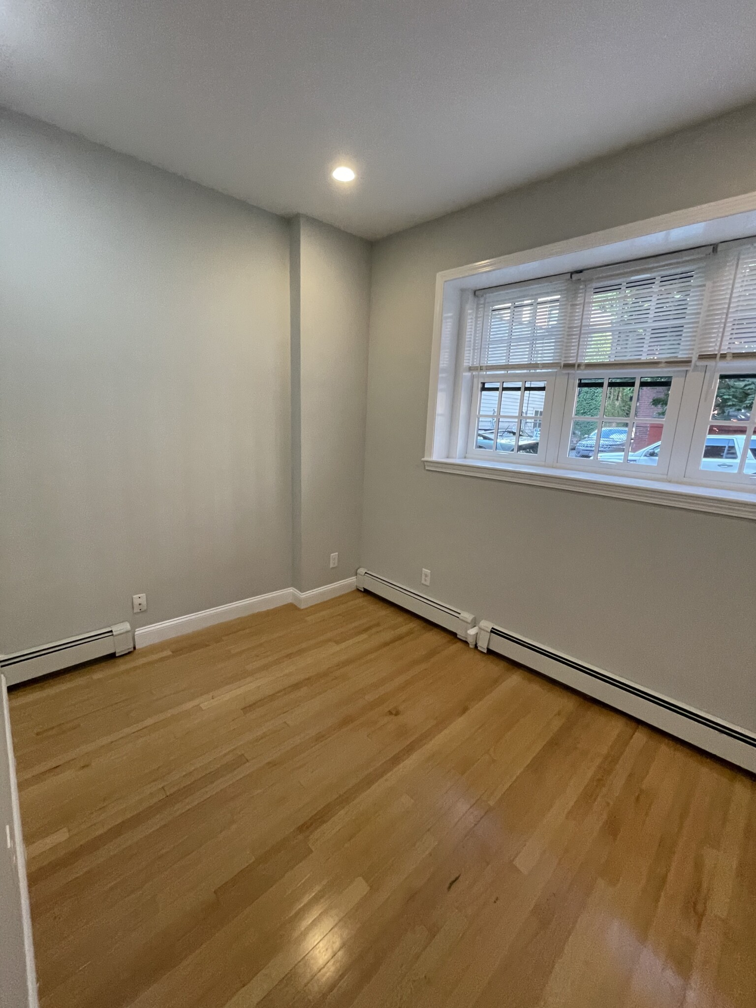 204 Endicott St, North End