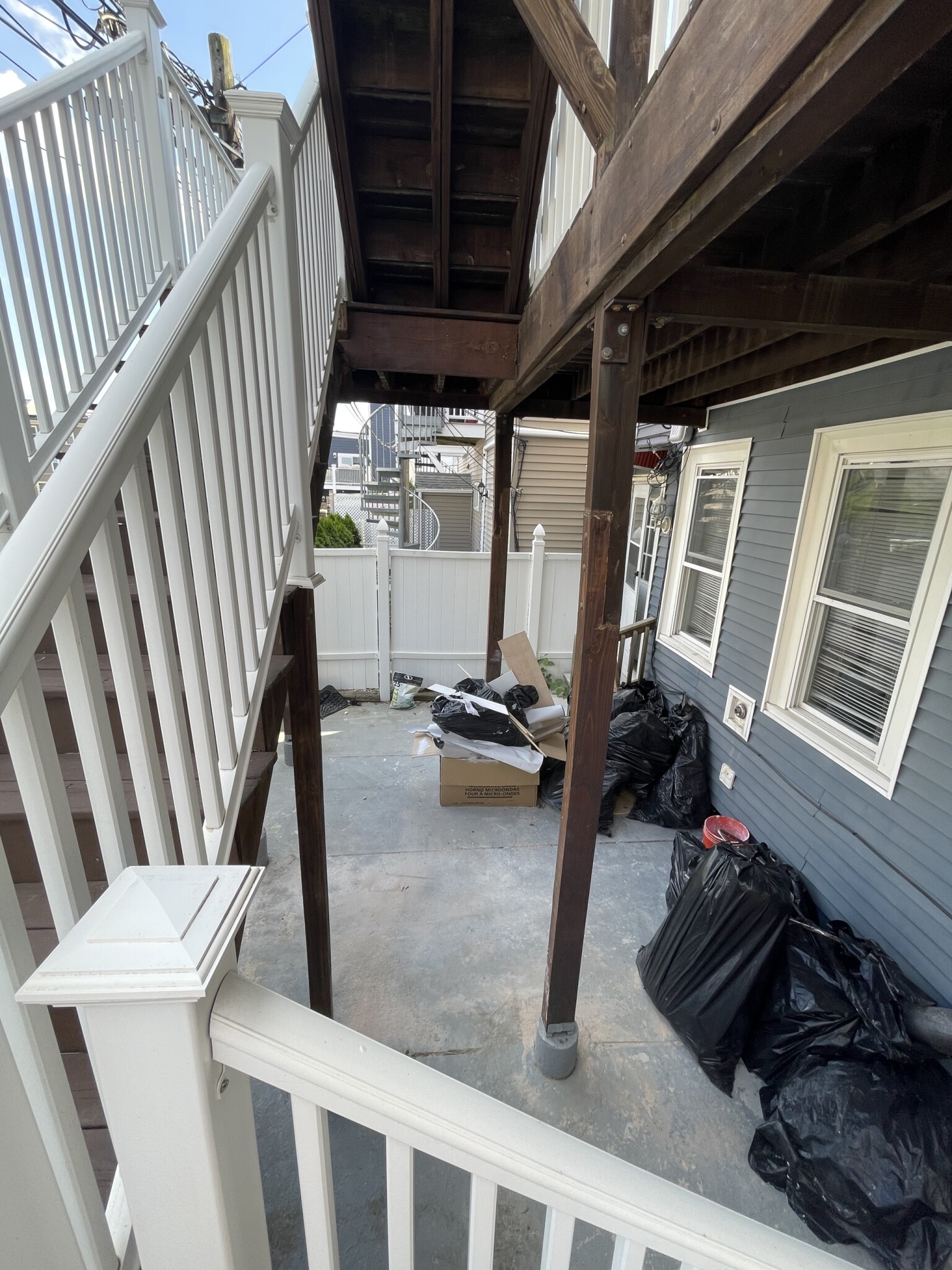 100 H St, South Boston