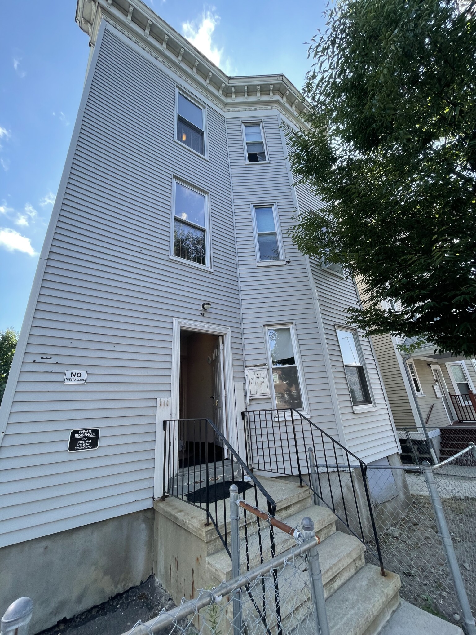 153 Cottage St, Dorchester
