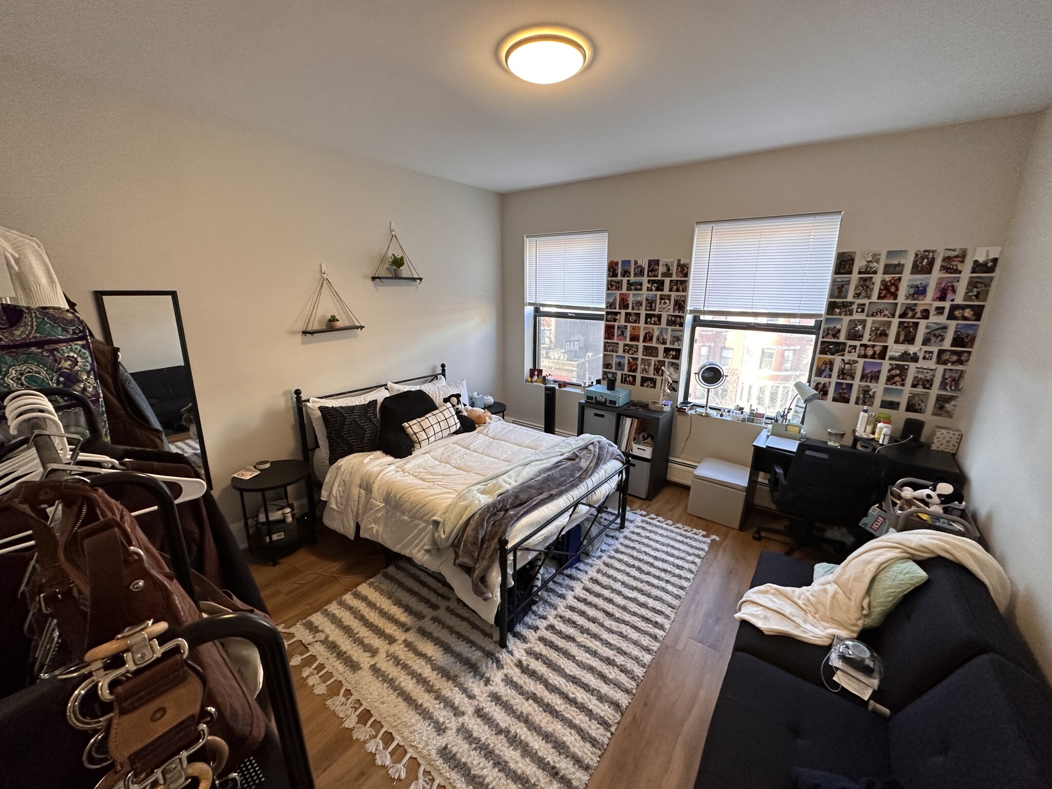 833 Beacon St, Fenway