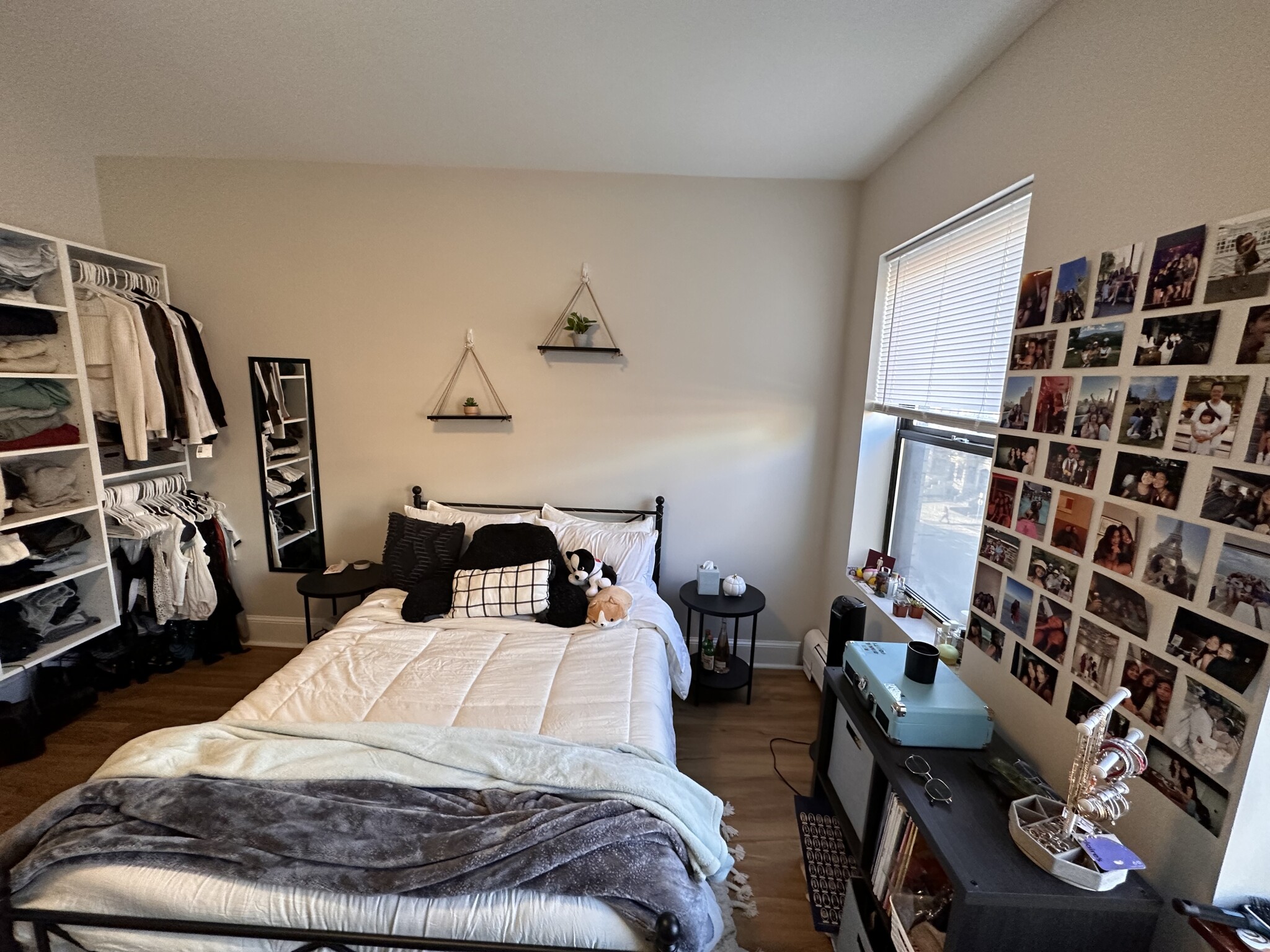 833 Beacon St, Fenway