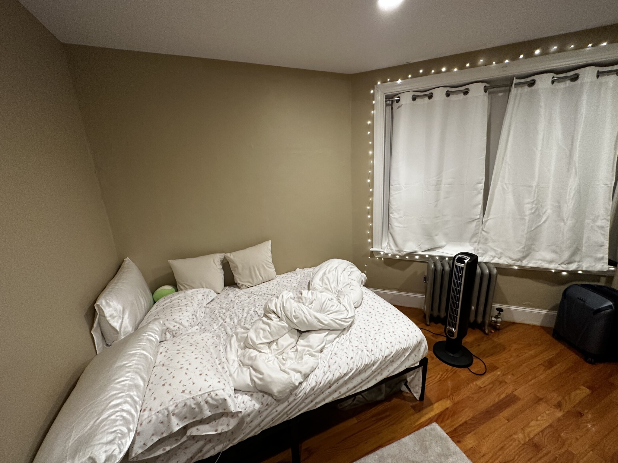 72 Egmont St, Coolidge Corner