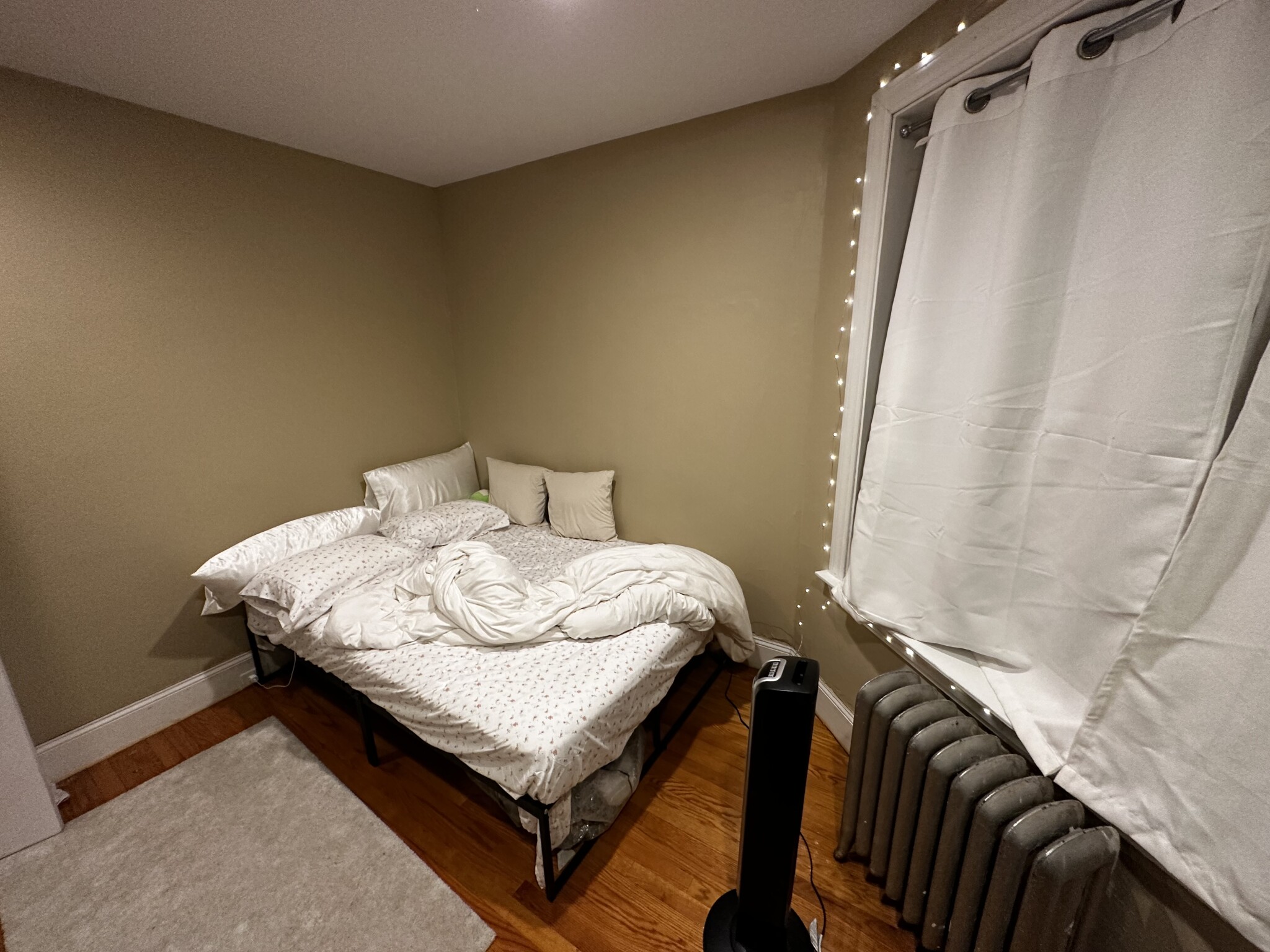 72 Egmont St, Coolidge Corner