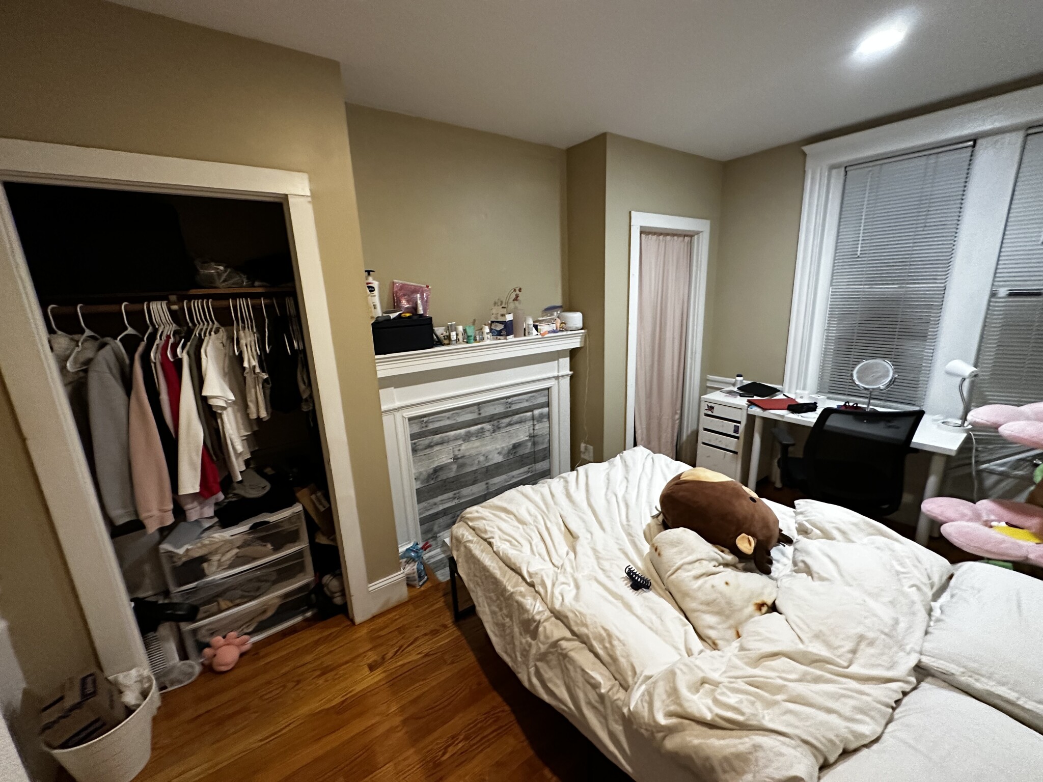 72 Egmont St, Coolidge Corner