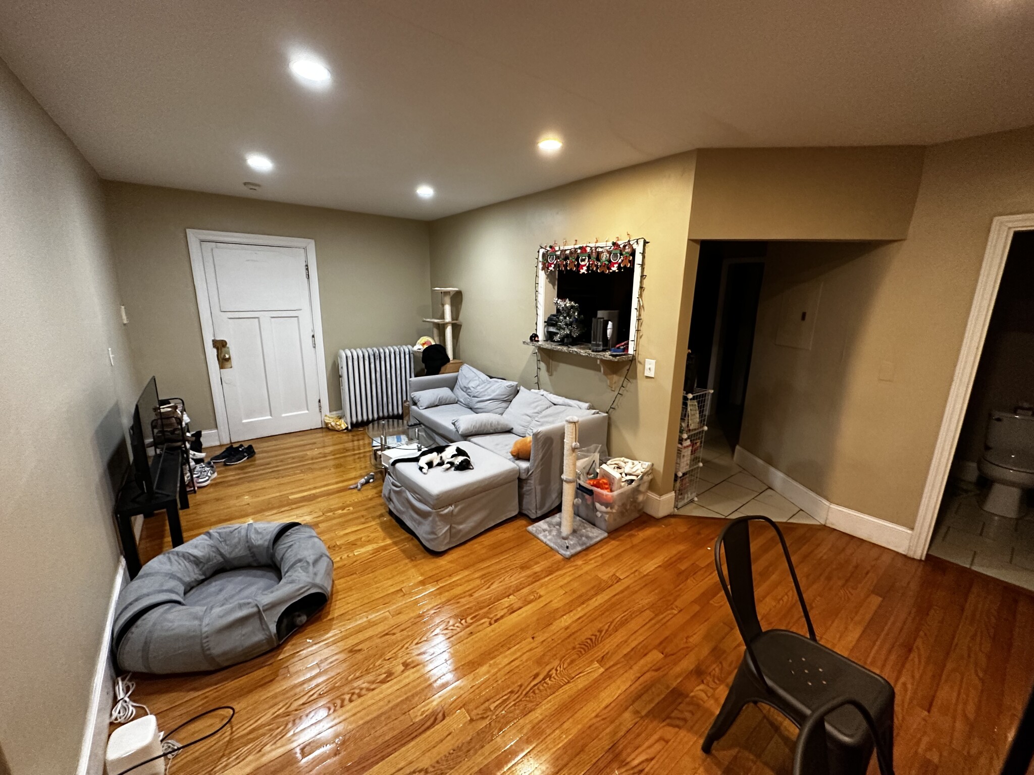 72 Egmont St, Coolidge Corner