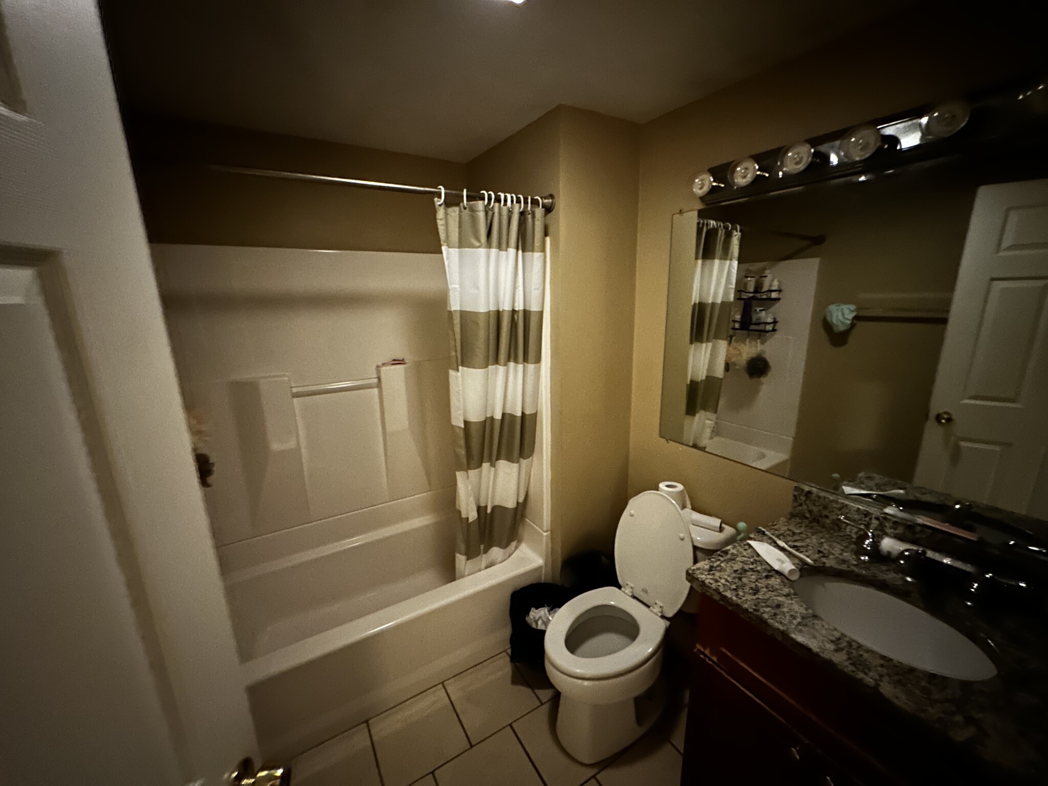 72 Egmont St, Coolidge Corner