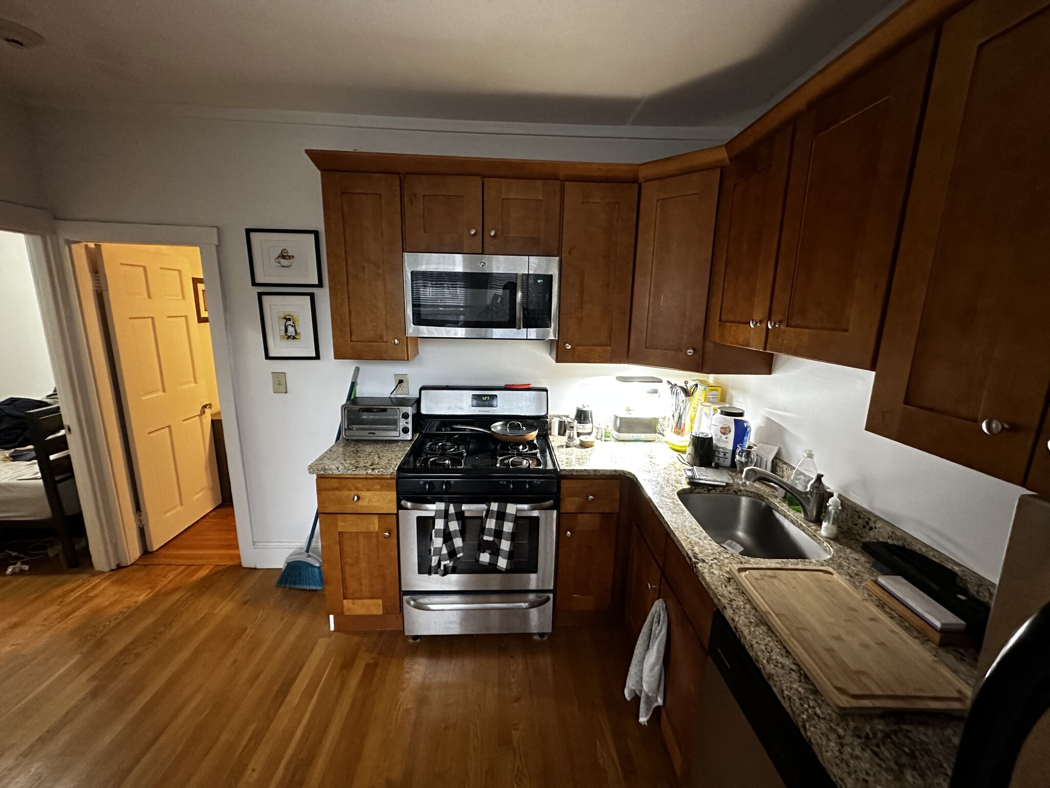 12 Foster St, North End