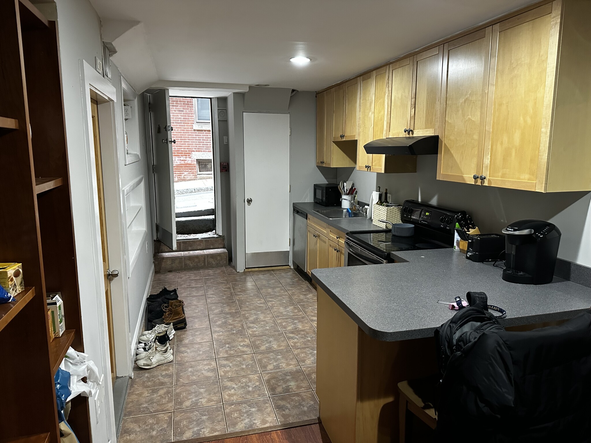 12 Foster, North End