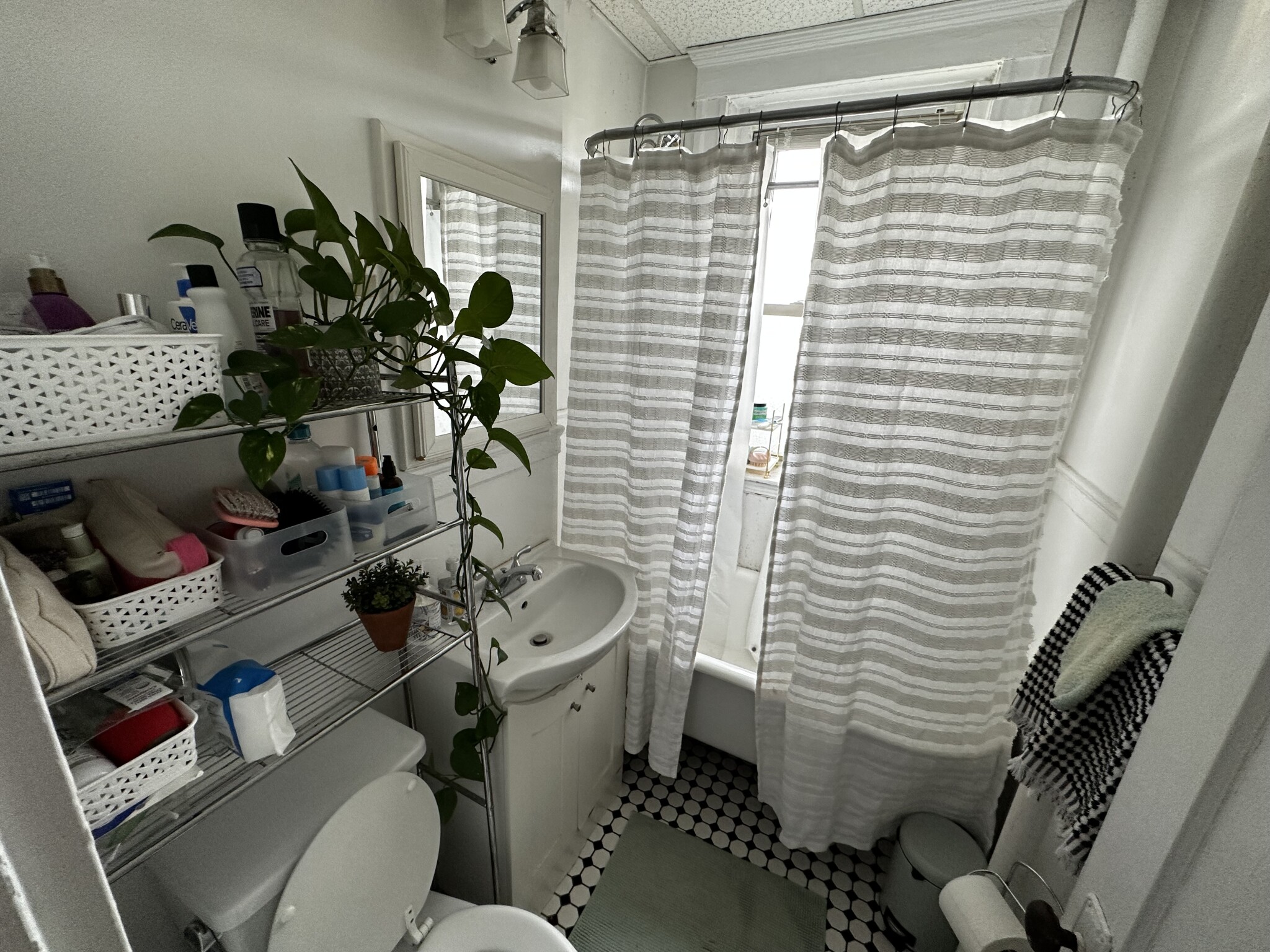 130 Brainerd Rd, Allston