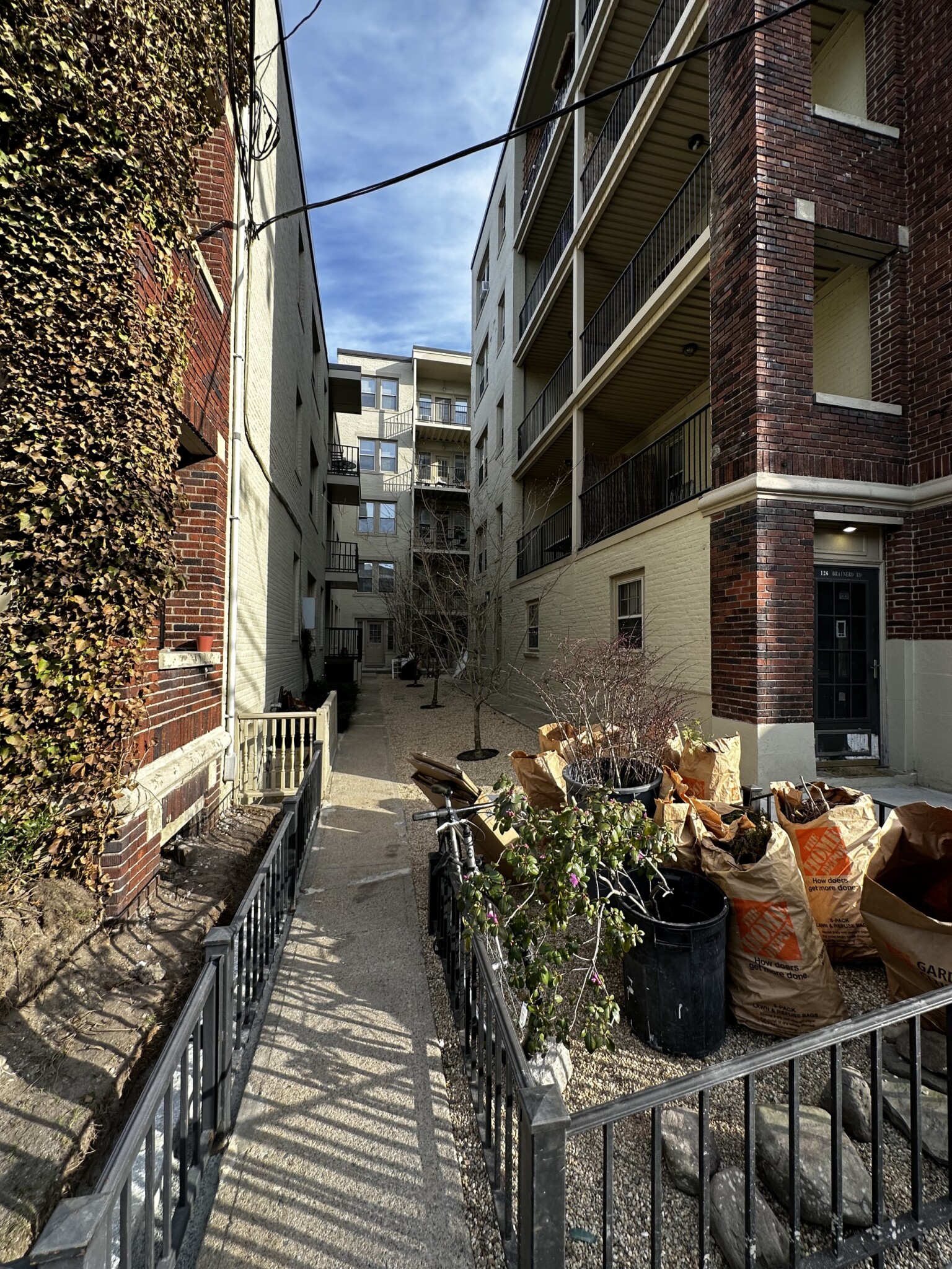 130 Brainerd Rd, Allston