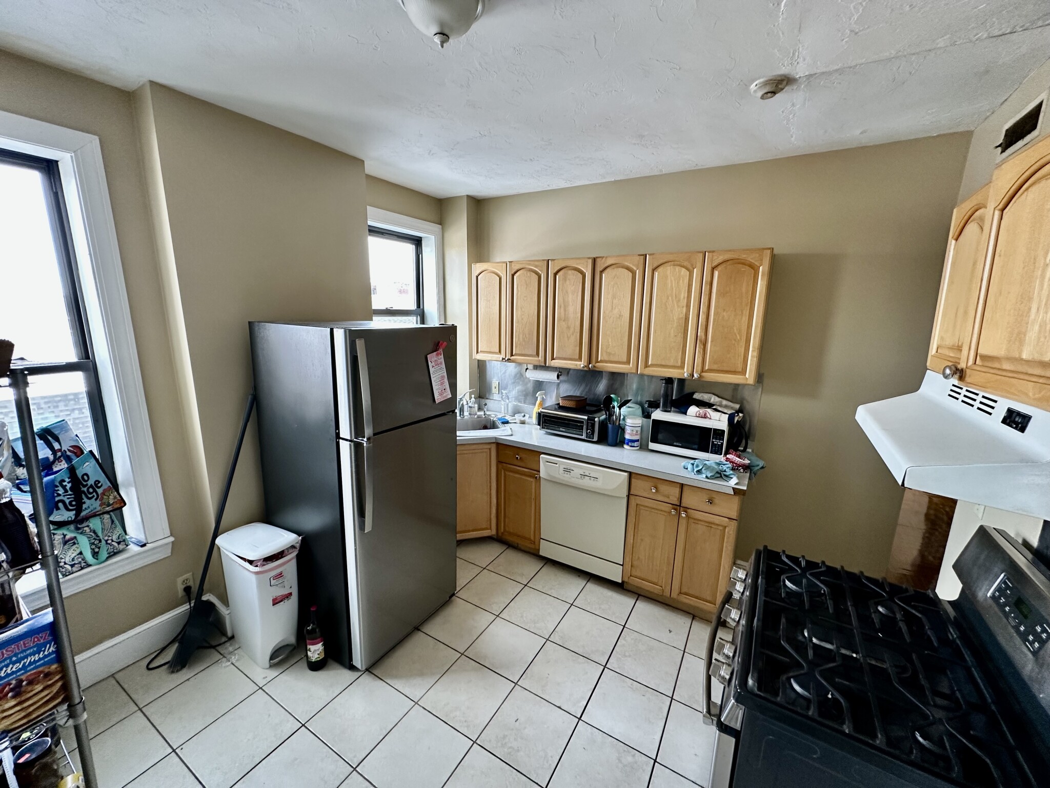 17 Highgate St, Allston