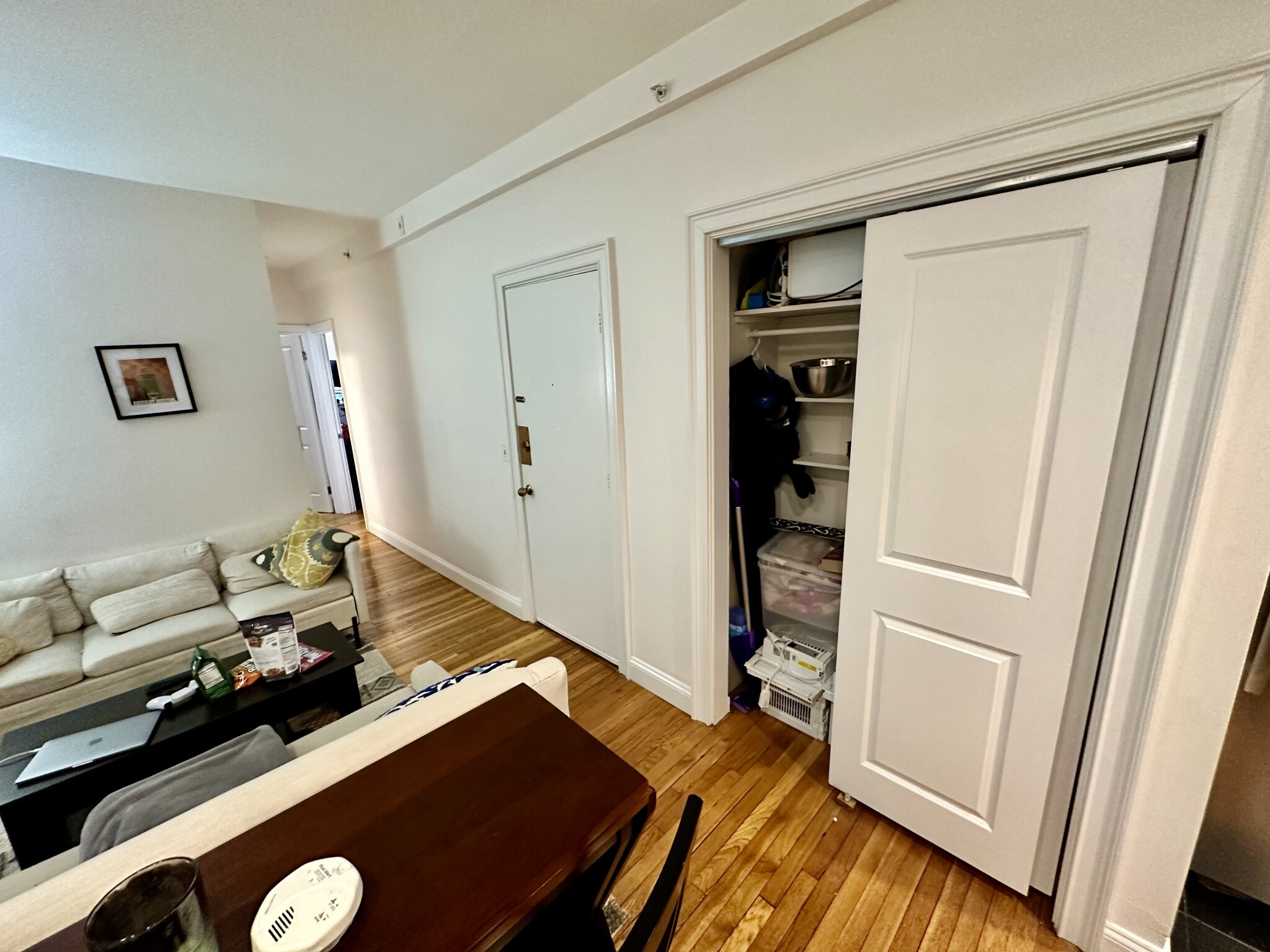 90 West Cedar, Beacon Hill