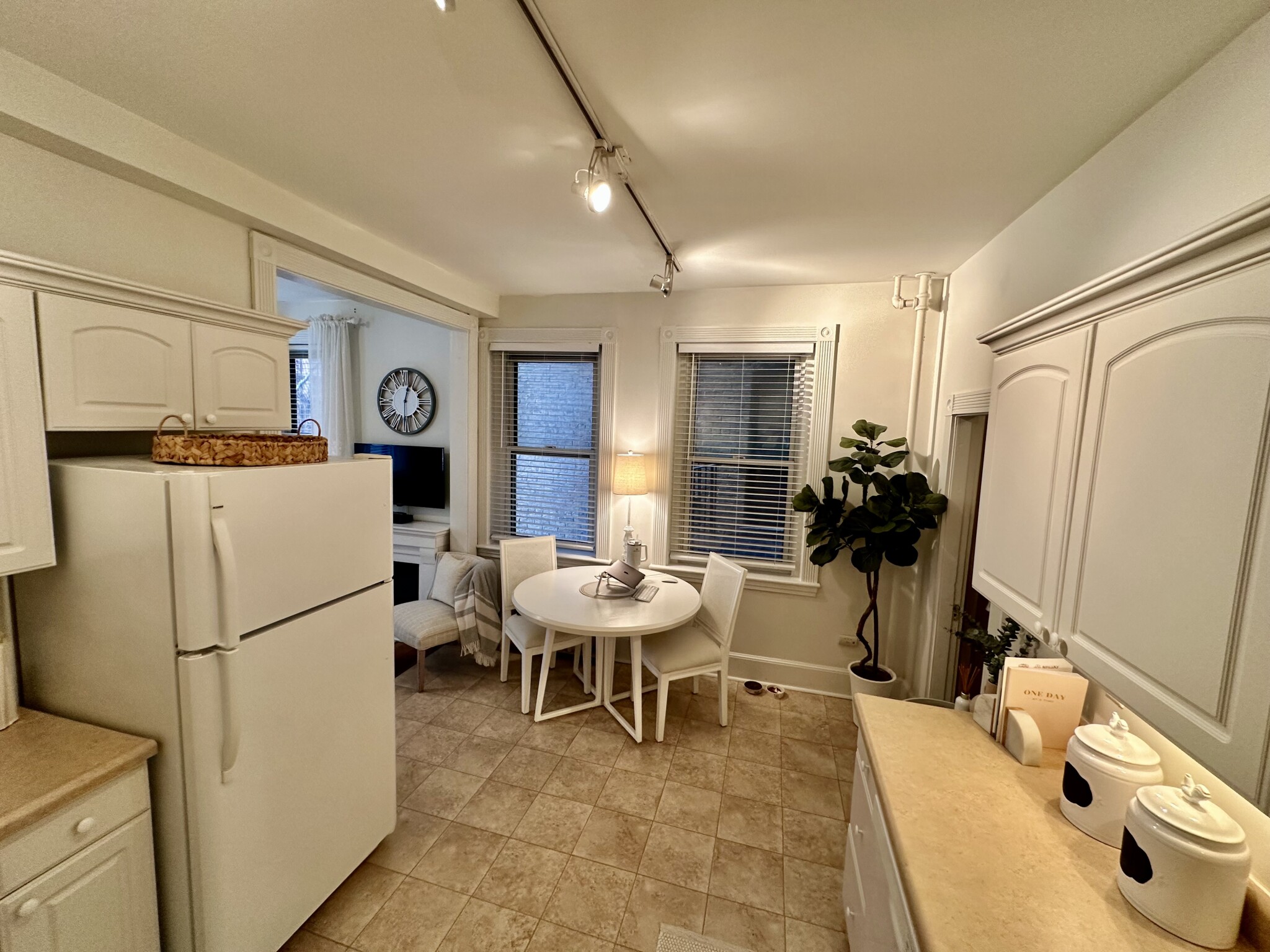 15 Revere St, Beacon Hill