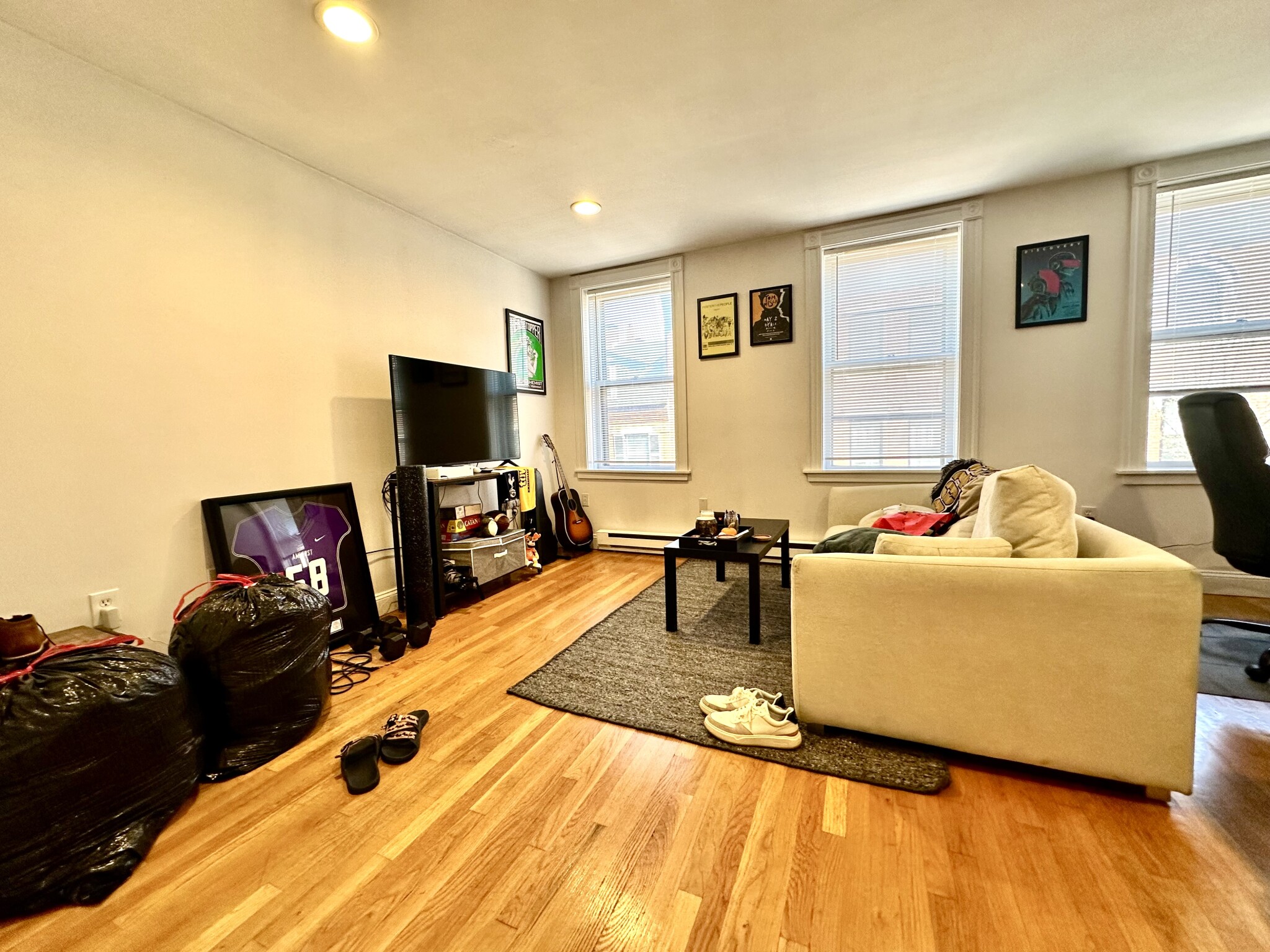 92 West Cedar St, Beacon Hill