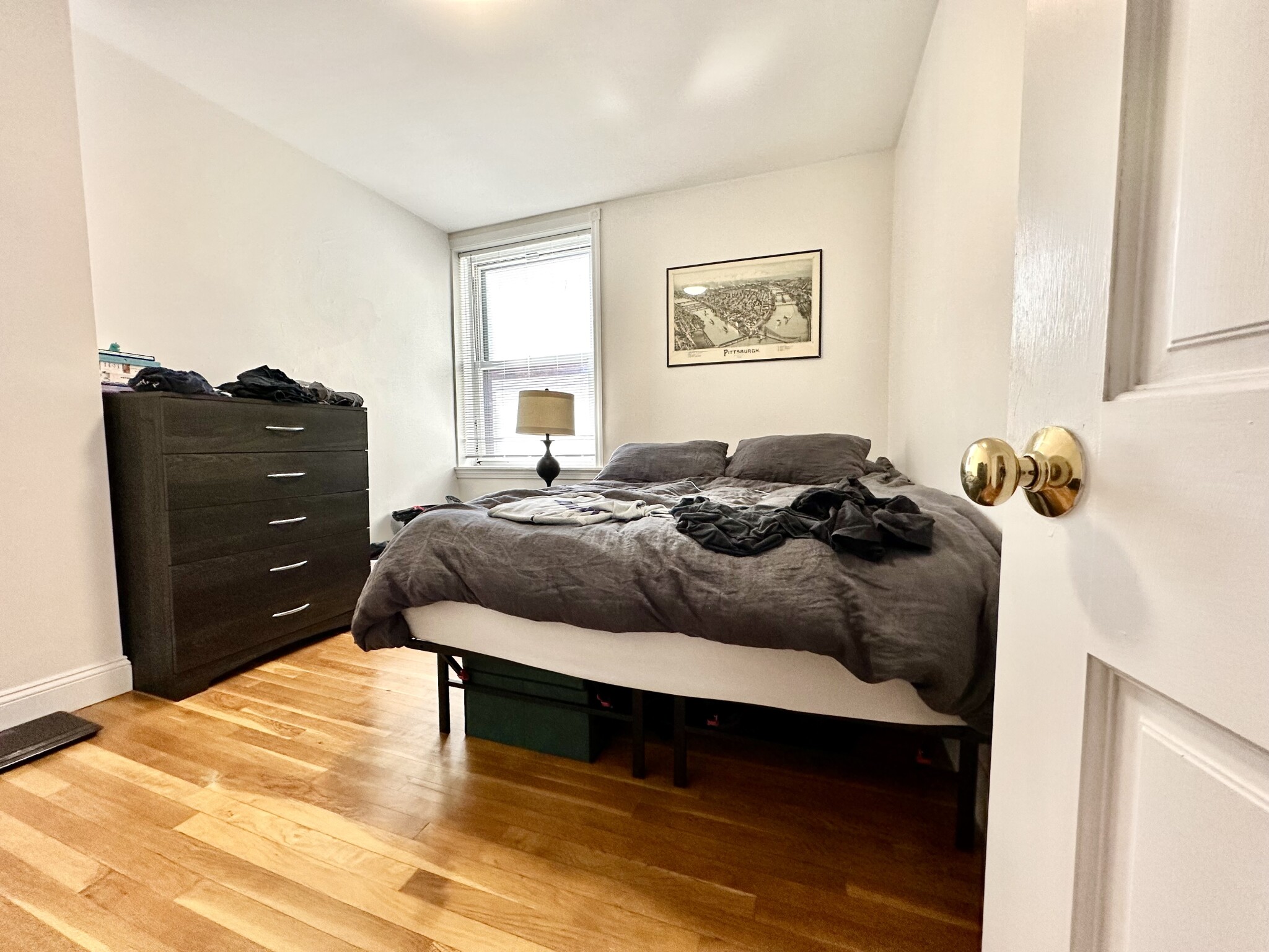 92 West Cedar St, Beacon Hill