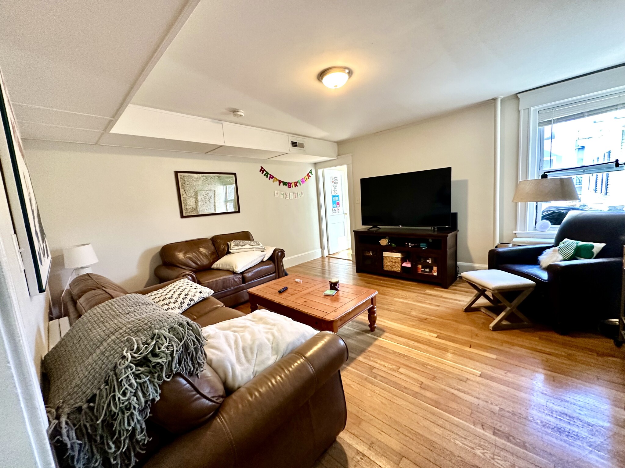 489 East Broadway, South Boston