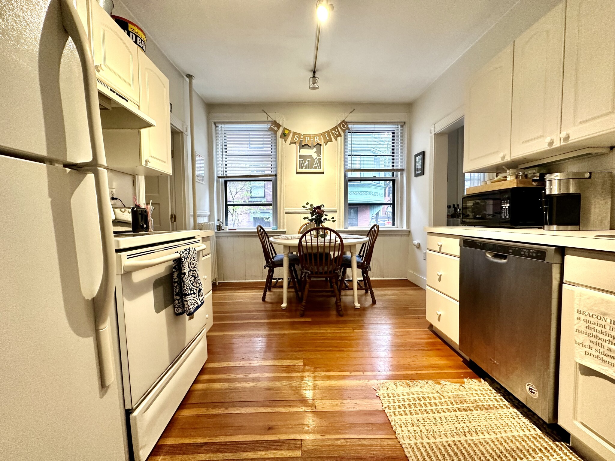 15 Revere St, Beacon Hill