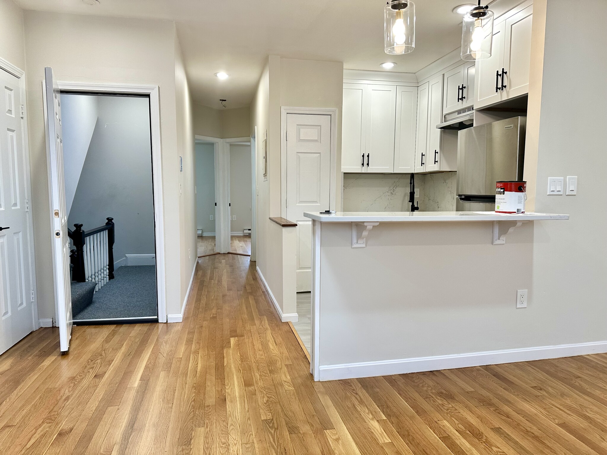 6 Moreland St, Roxbury