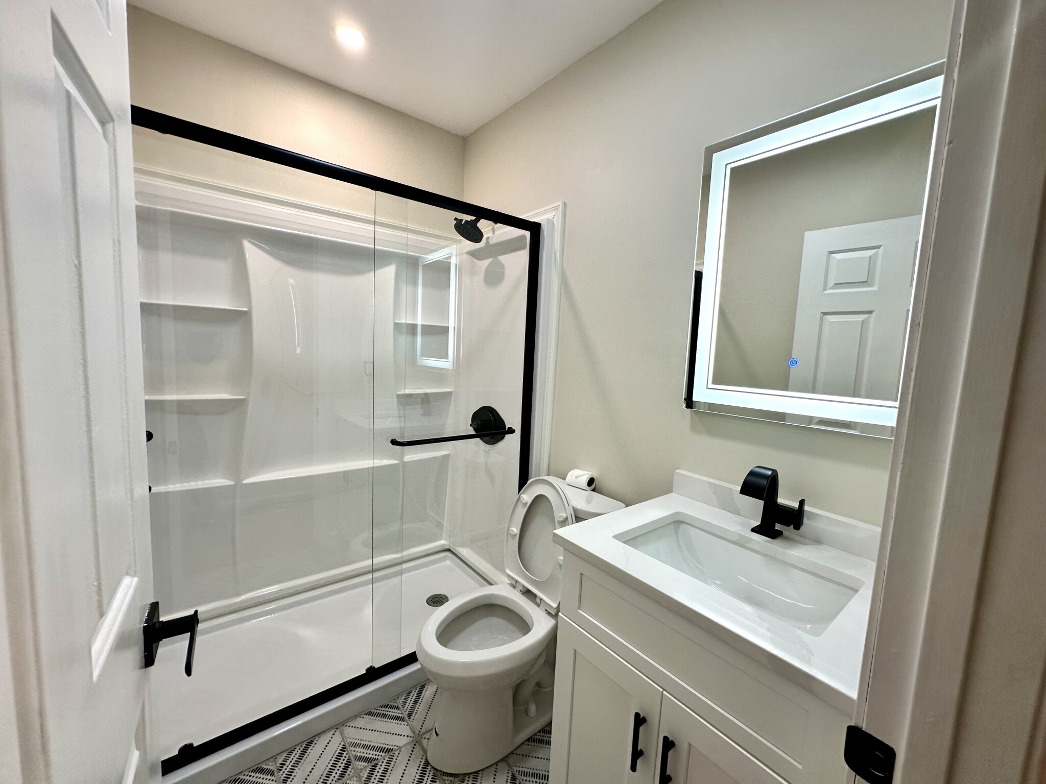 6 Moreland St, Roxbury