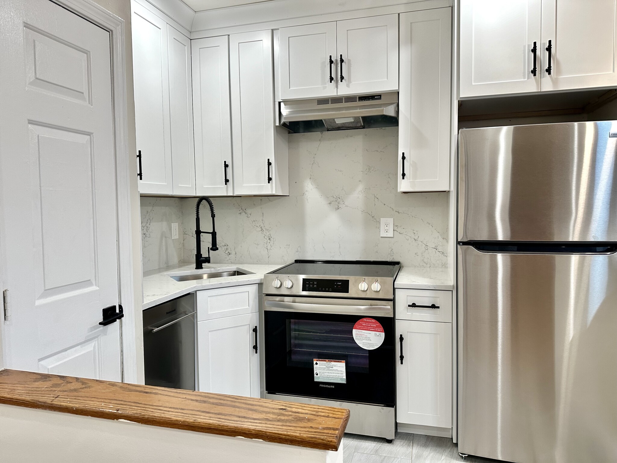 6 Moreland St, Roxbury