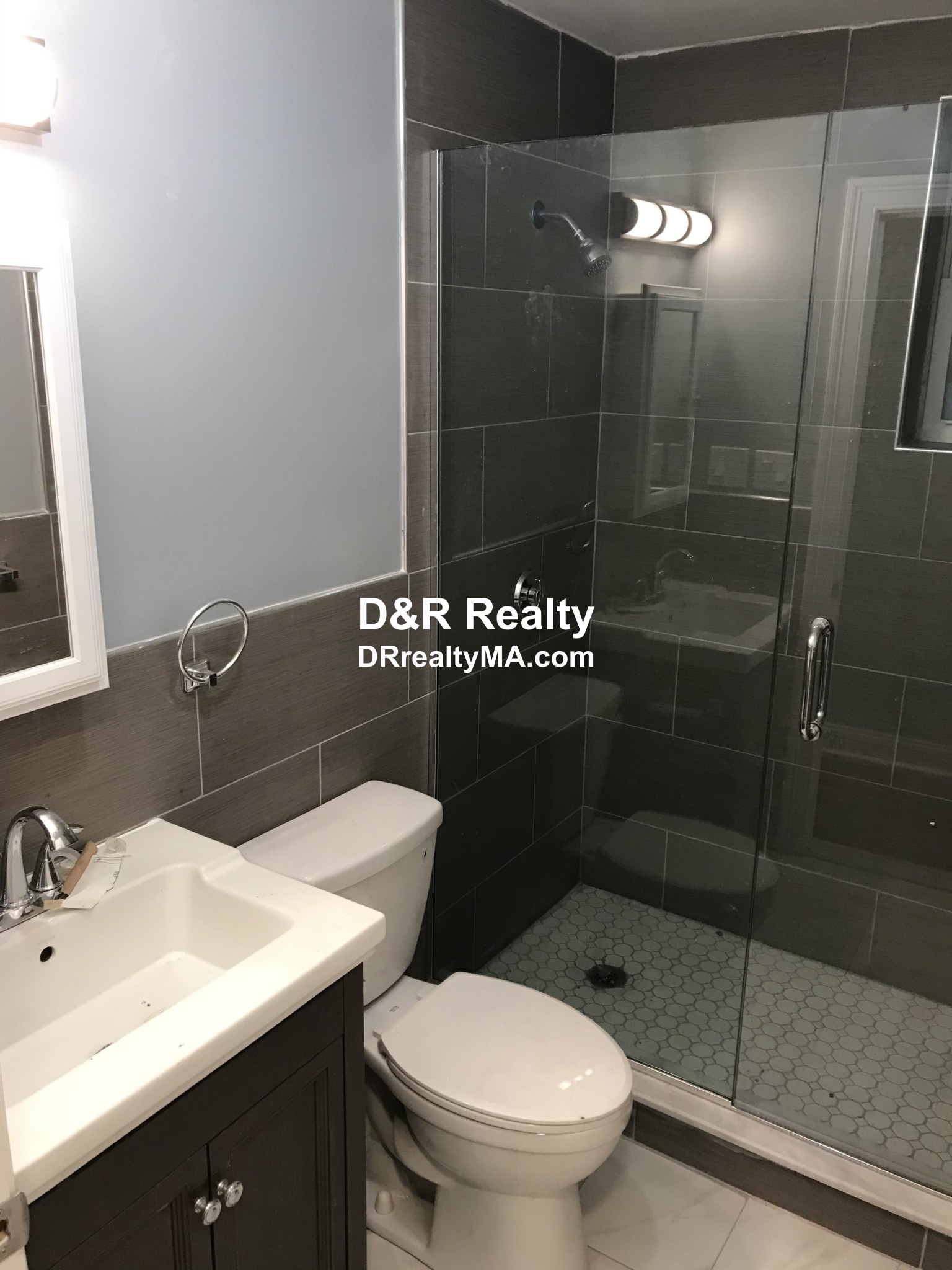 86 Norfolk St, Cambridgeport