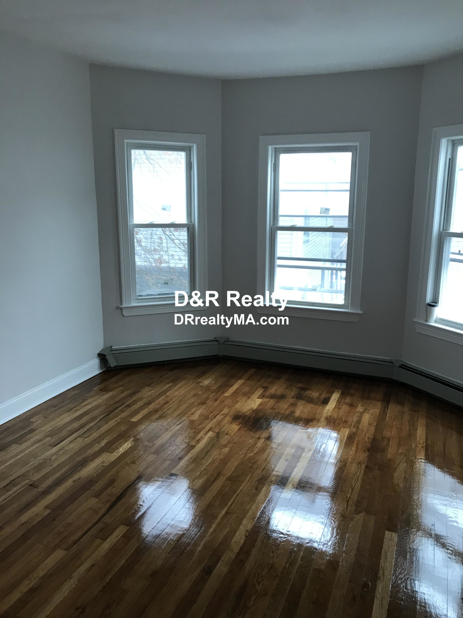 86 Norfolk St, Cambridgeport