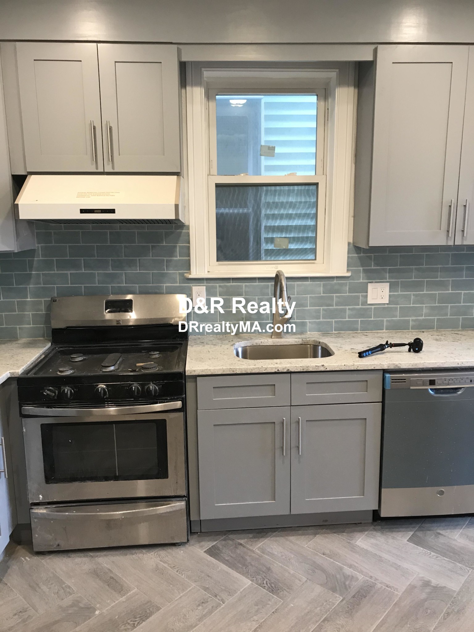 86 Norfolk St, Cambridgeport