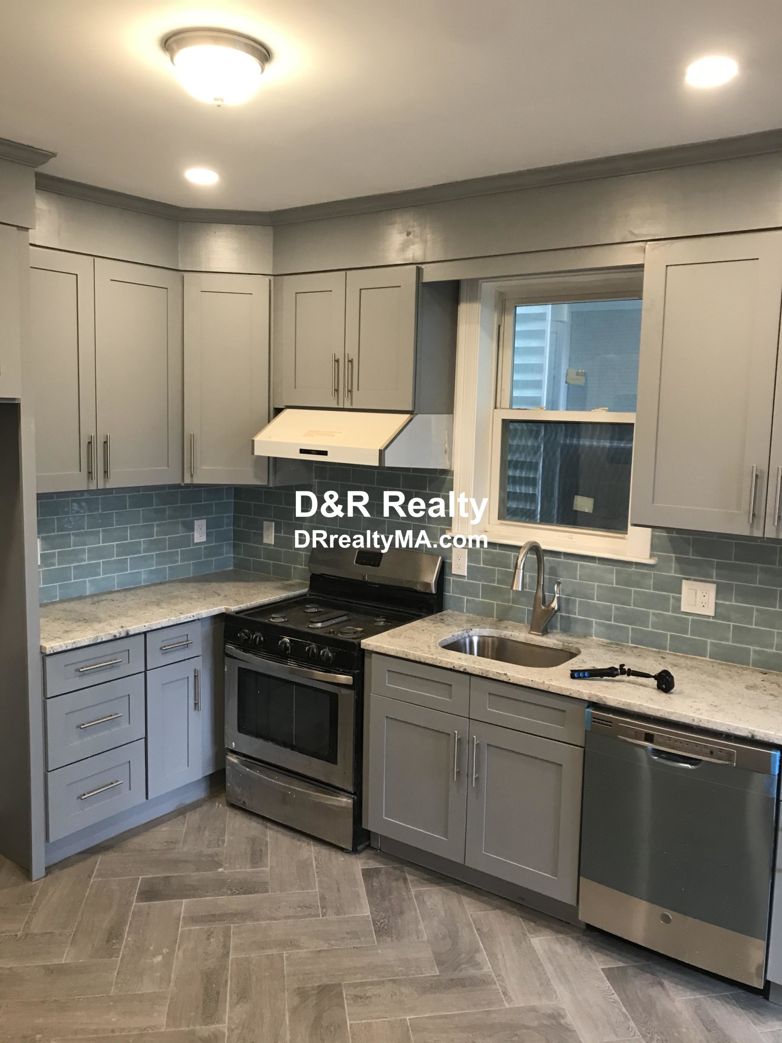 86 Norfolk St, Cambridgeport