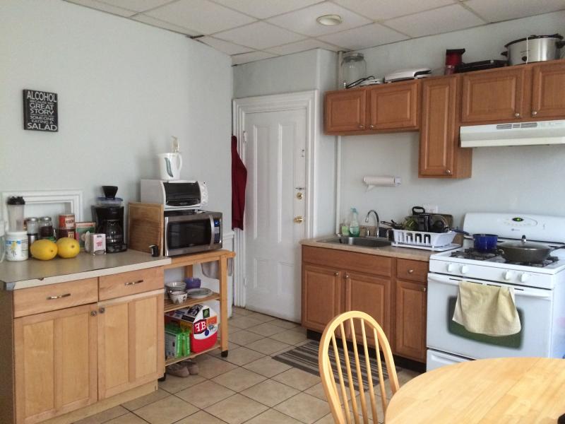 24 Pratt St, Allston