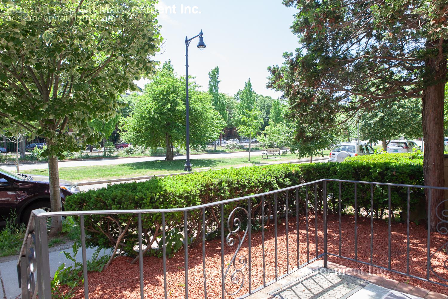 1743 Commonwealth Ave, Brighton