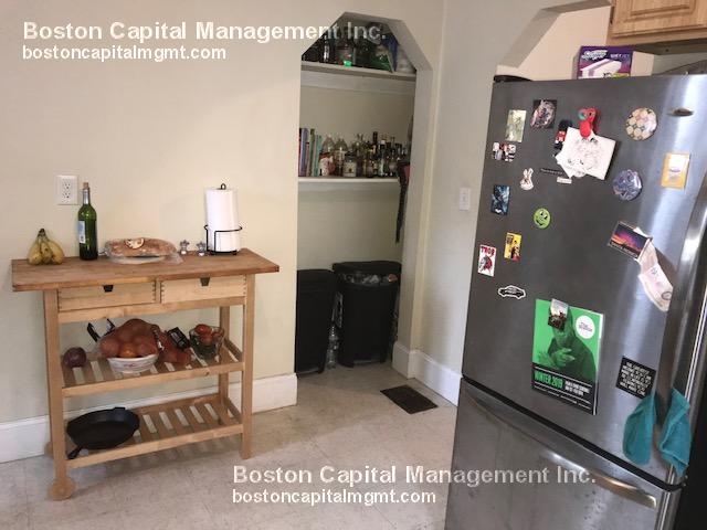 22 Royal St, Allston