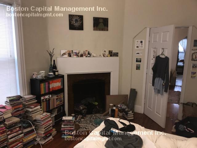 22 Royal St, Allston