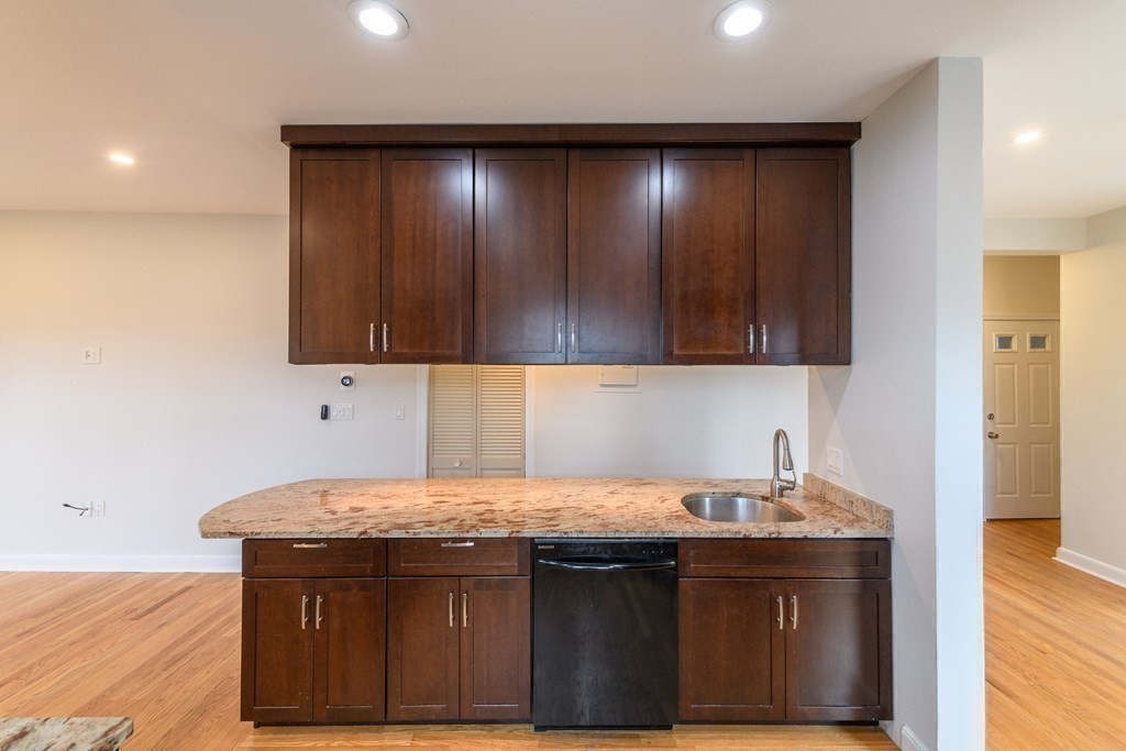 87 Atherton St, Jamaica Plain